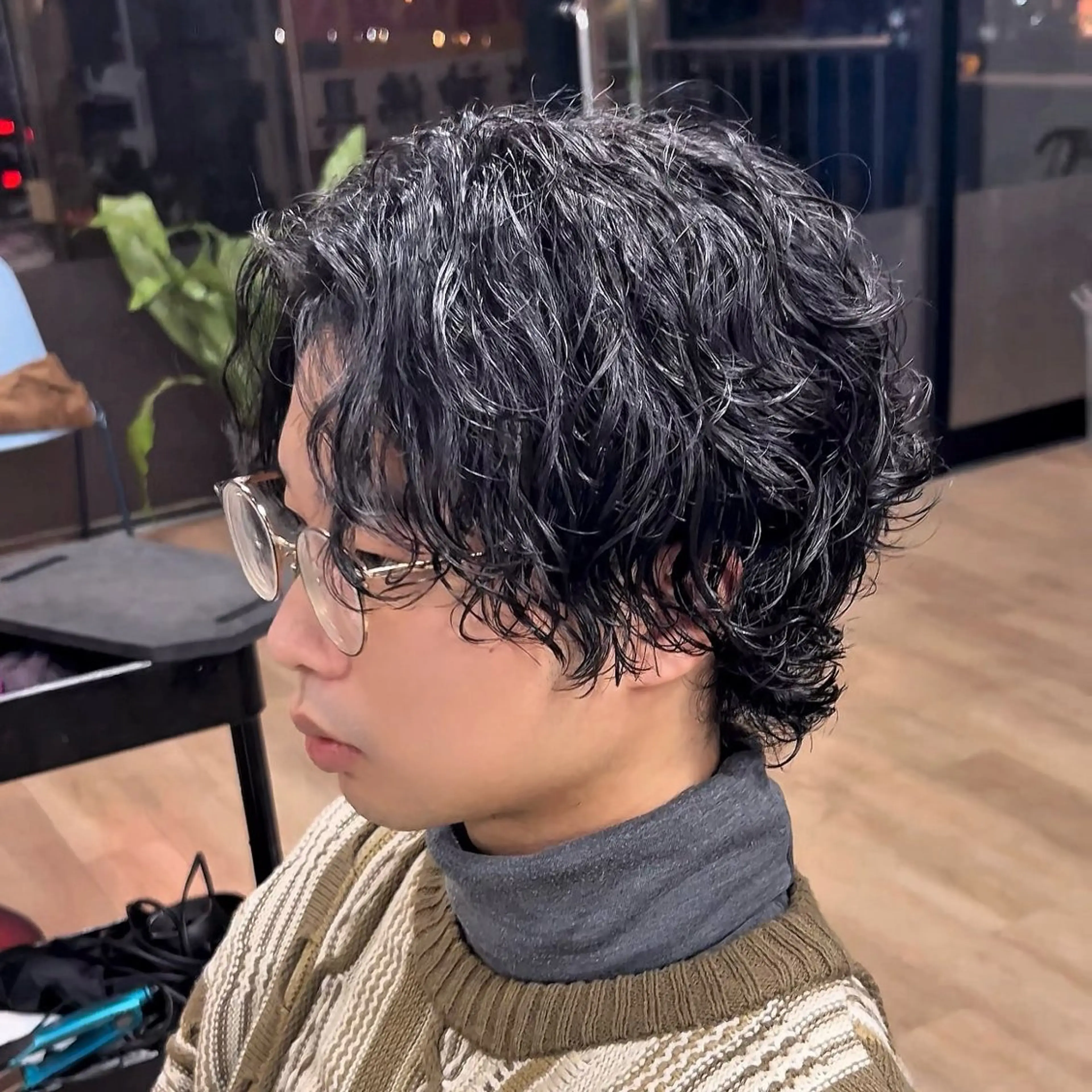 パーマ メンズ メンズパーマ スパイラルパーマ カット パーマ メンズパーマ/メンズ カット/たばたよしきのヘアスタイル