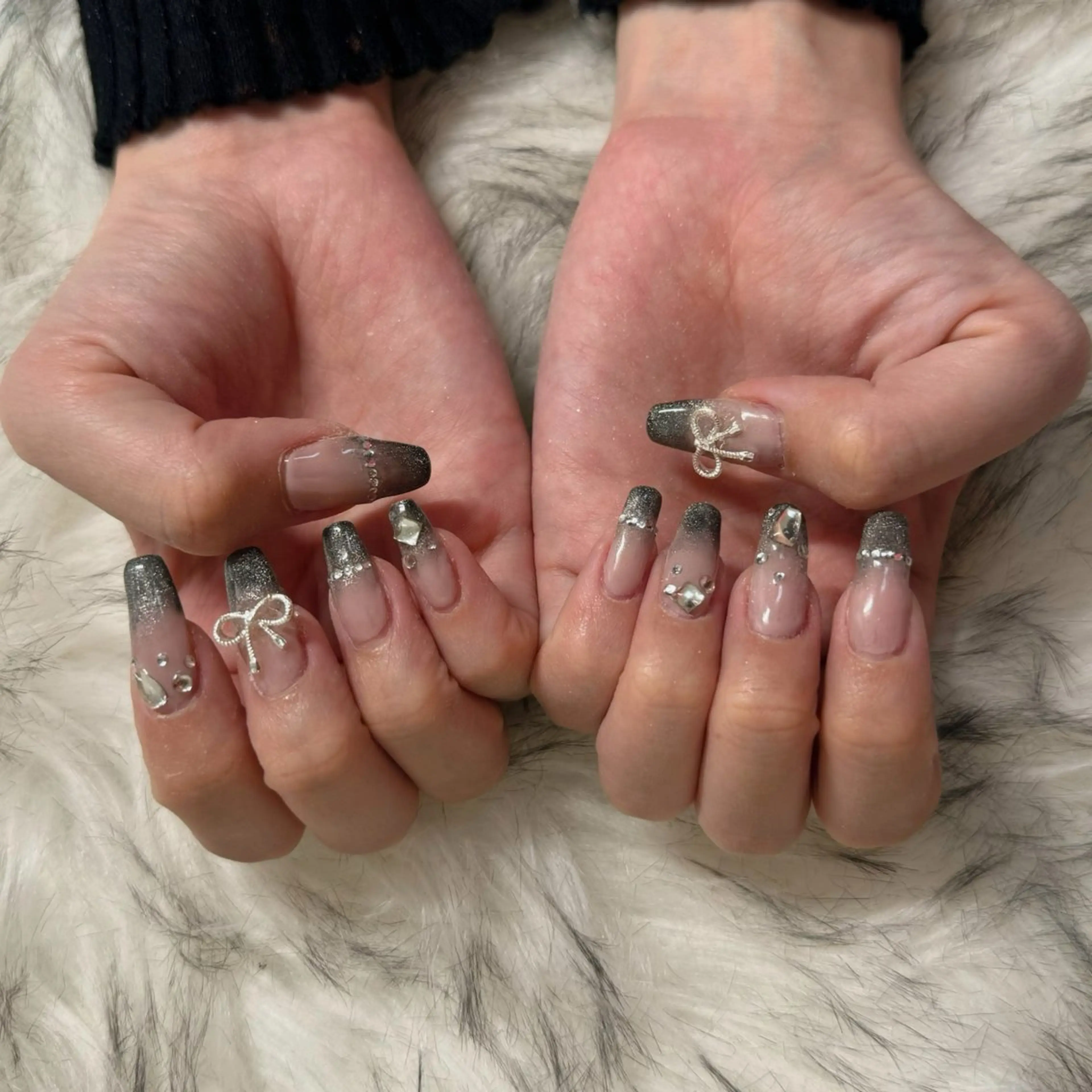 ロング ハンドネイル mao .のネイルデザイン