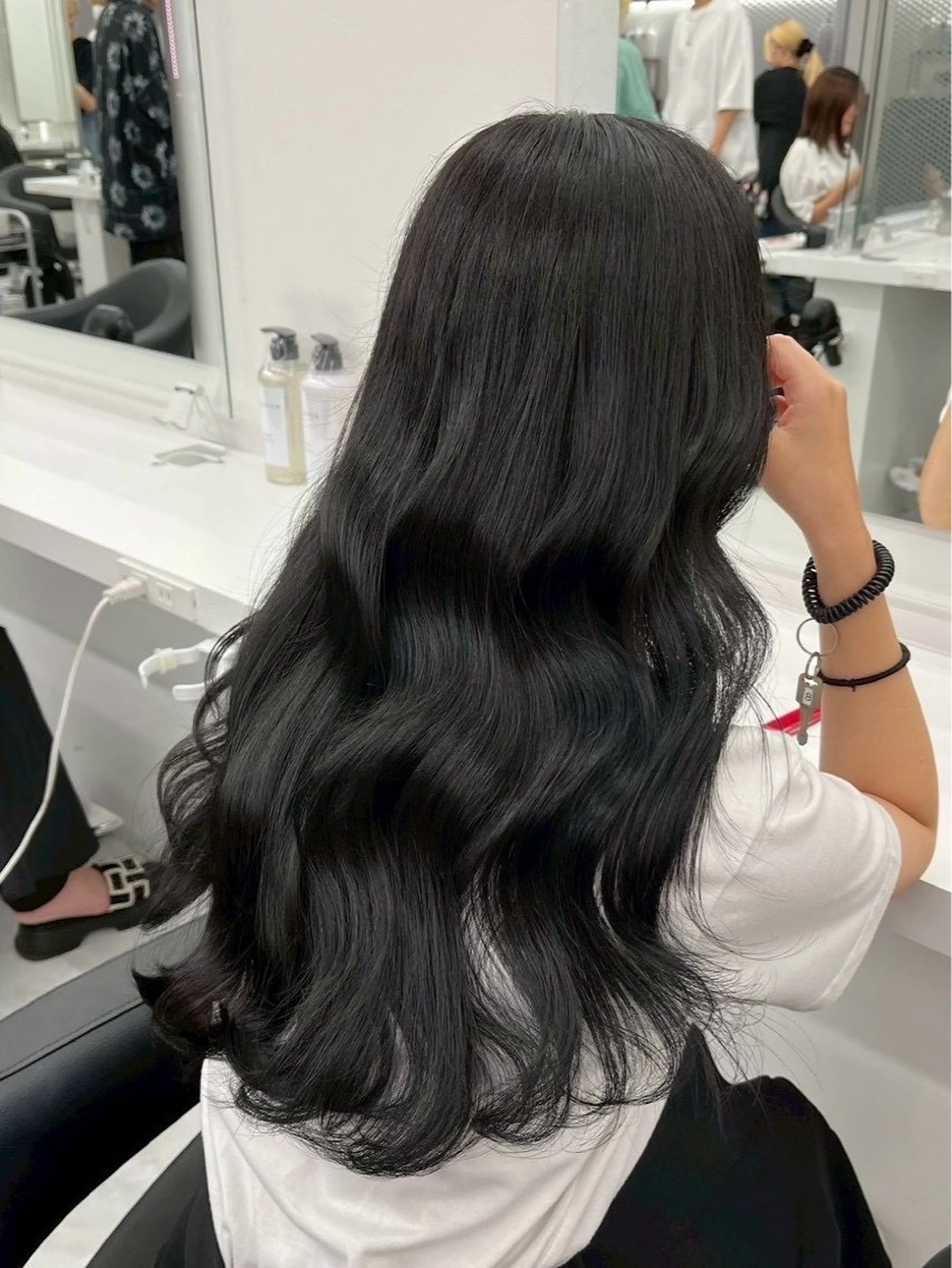 ロング カラー ヘアカラー 勝間 日菜乃のヘアスタイル