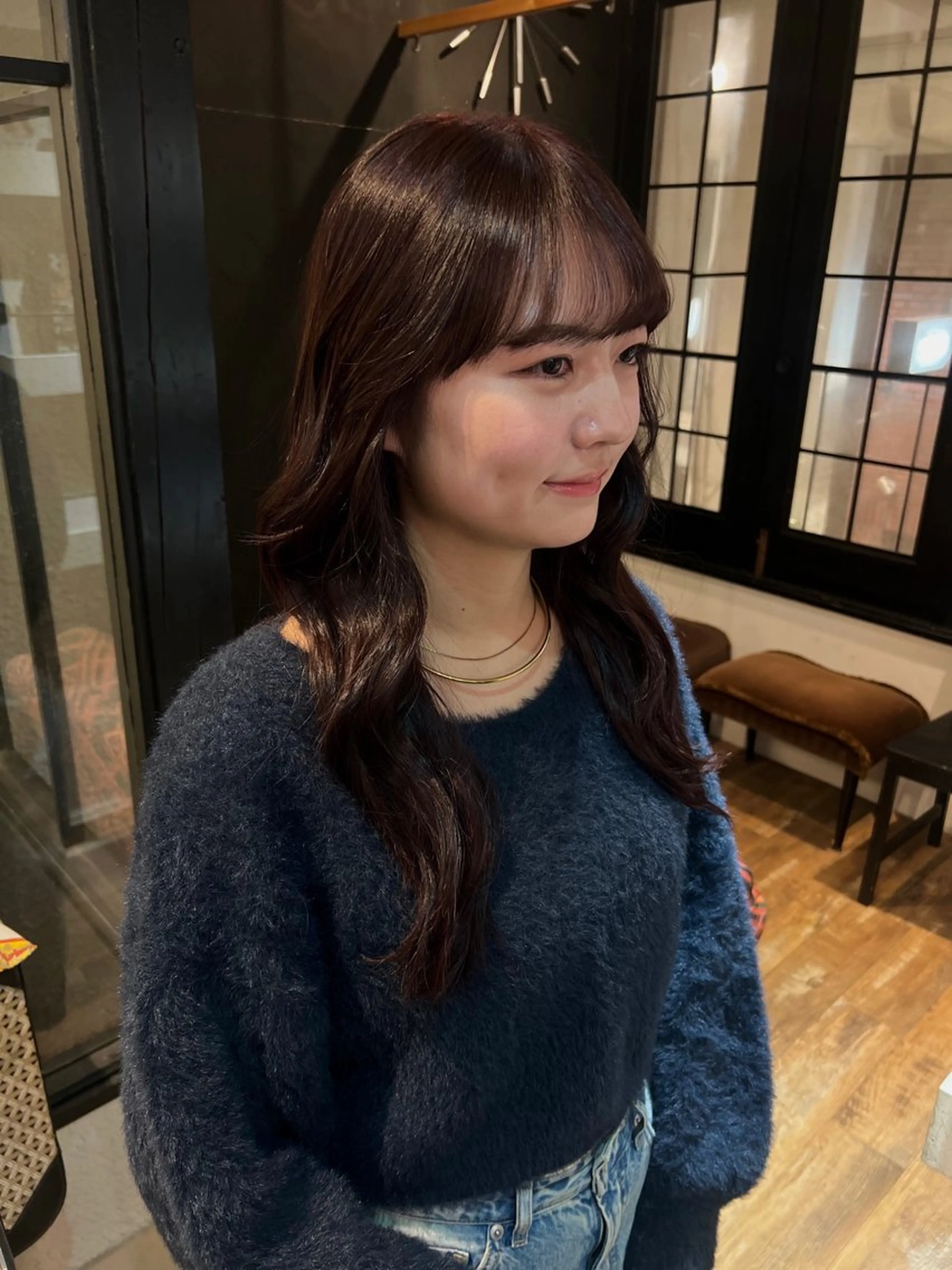 セミロング 魚谷 綾渚のヘアスタイル