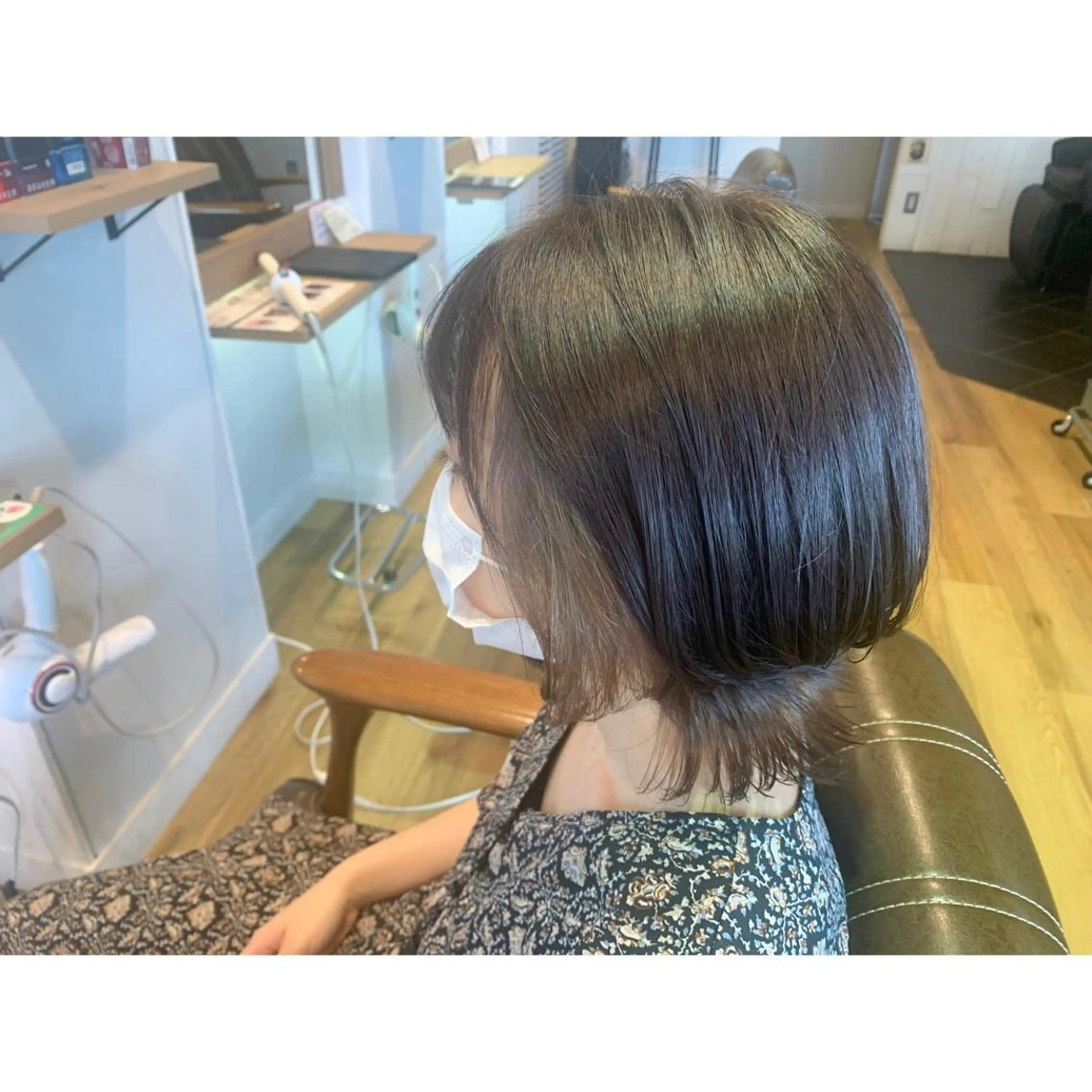 ショート カラー ベージュカラー ヘアカラー トリートメント ツキダテ ユイのヘアスタイル