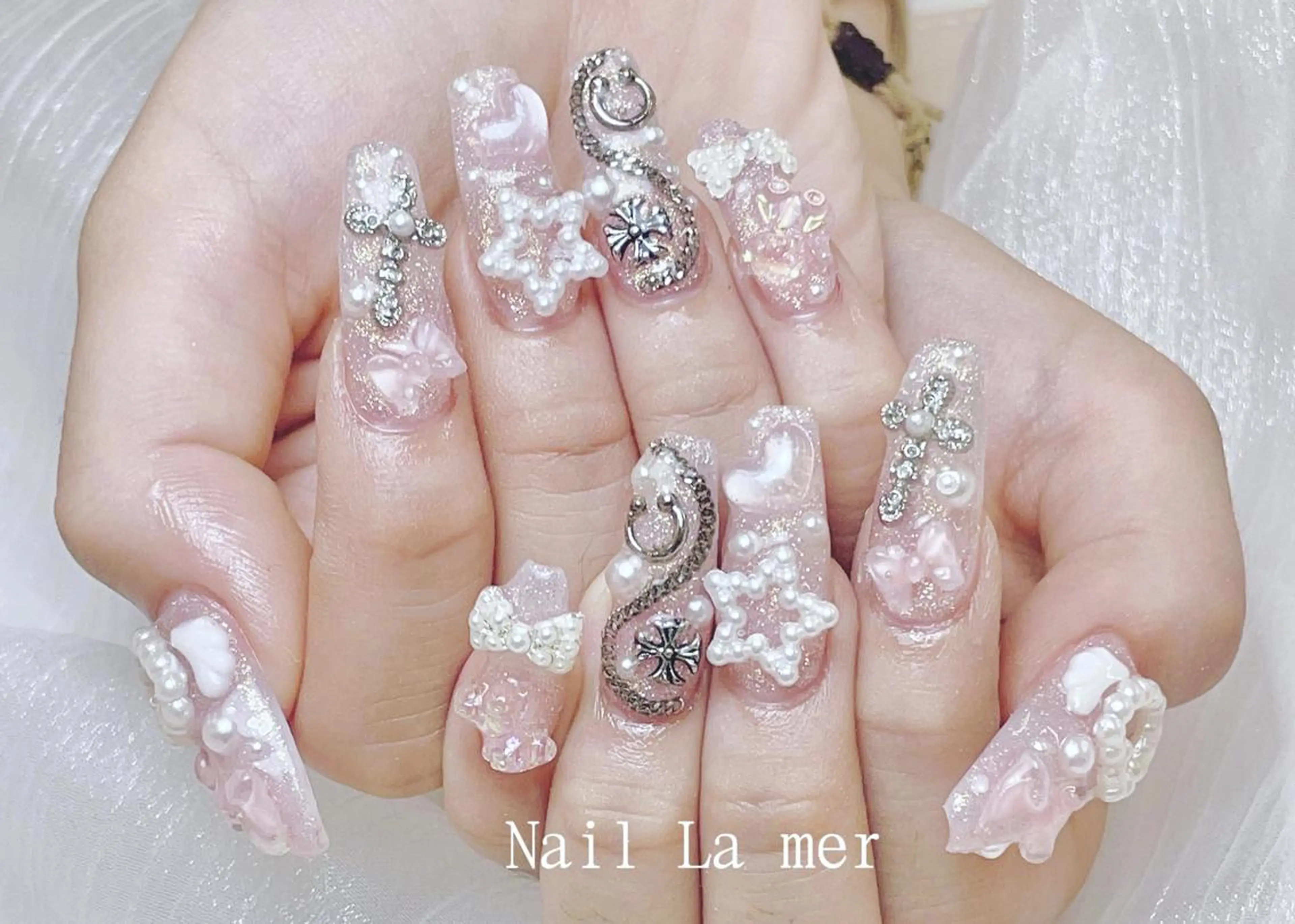 ネイル Moming 🌷のネイルデザイン