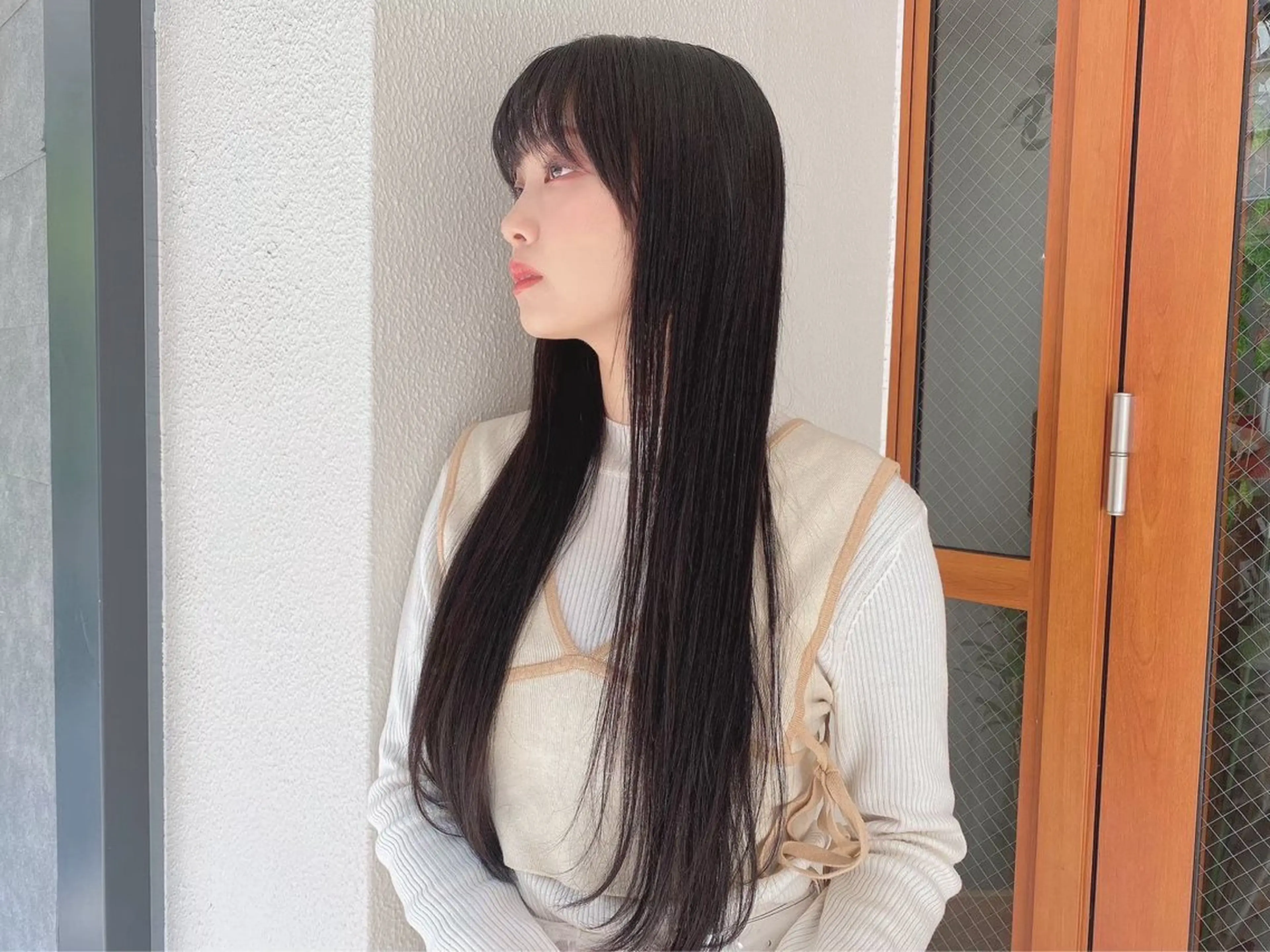 4月限定 縮毛矯正 + 炭酸シャンプー + プレミアムトリートメント ※ロング料金込の写真