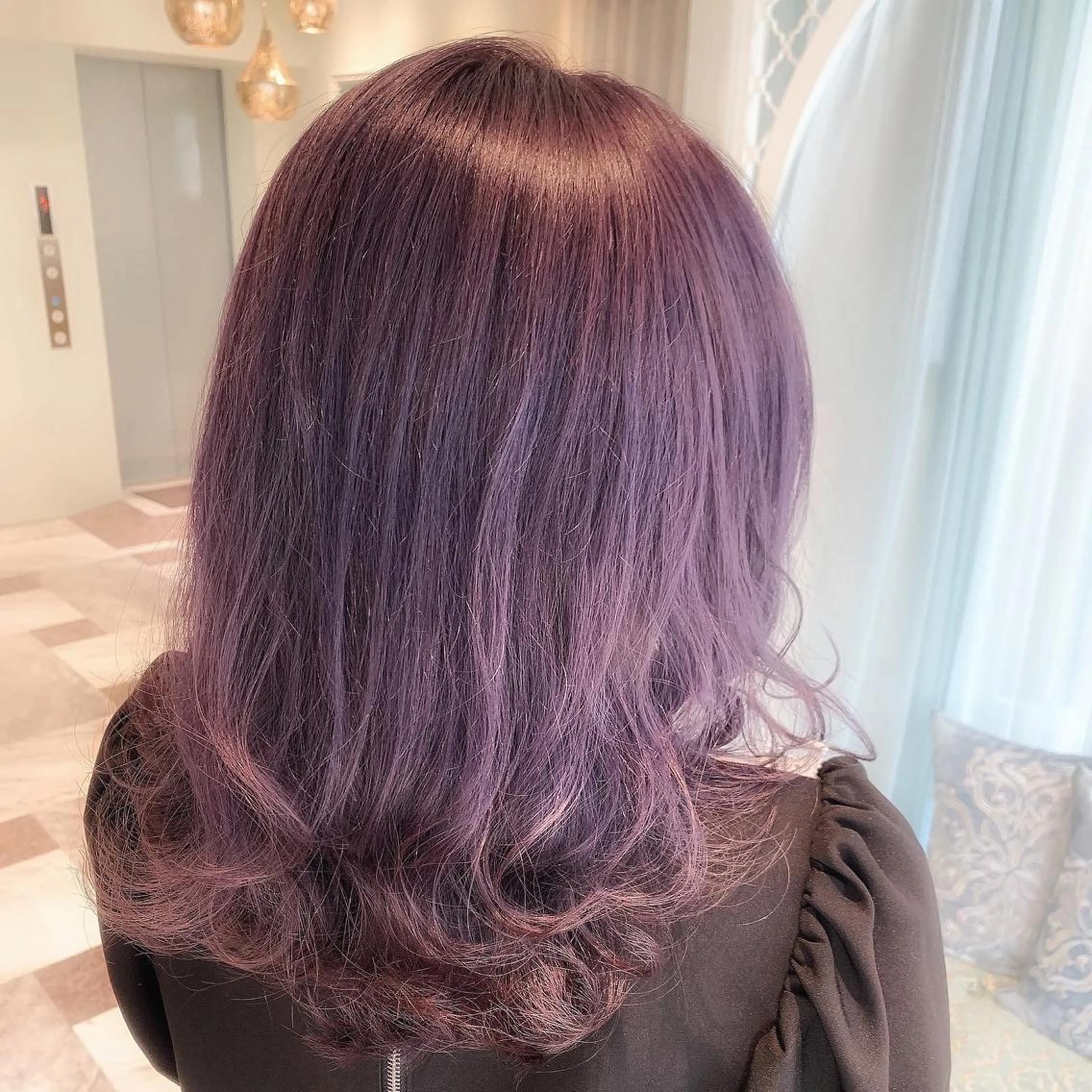 カラー 渡辺 麻衣のヘアスタイル