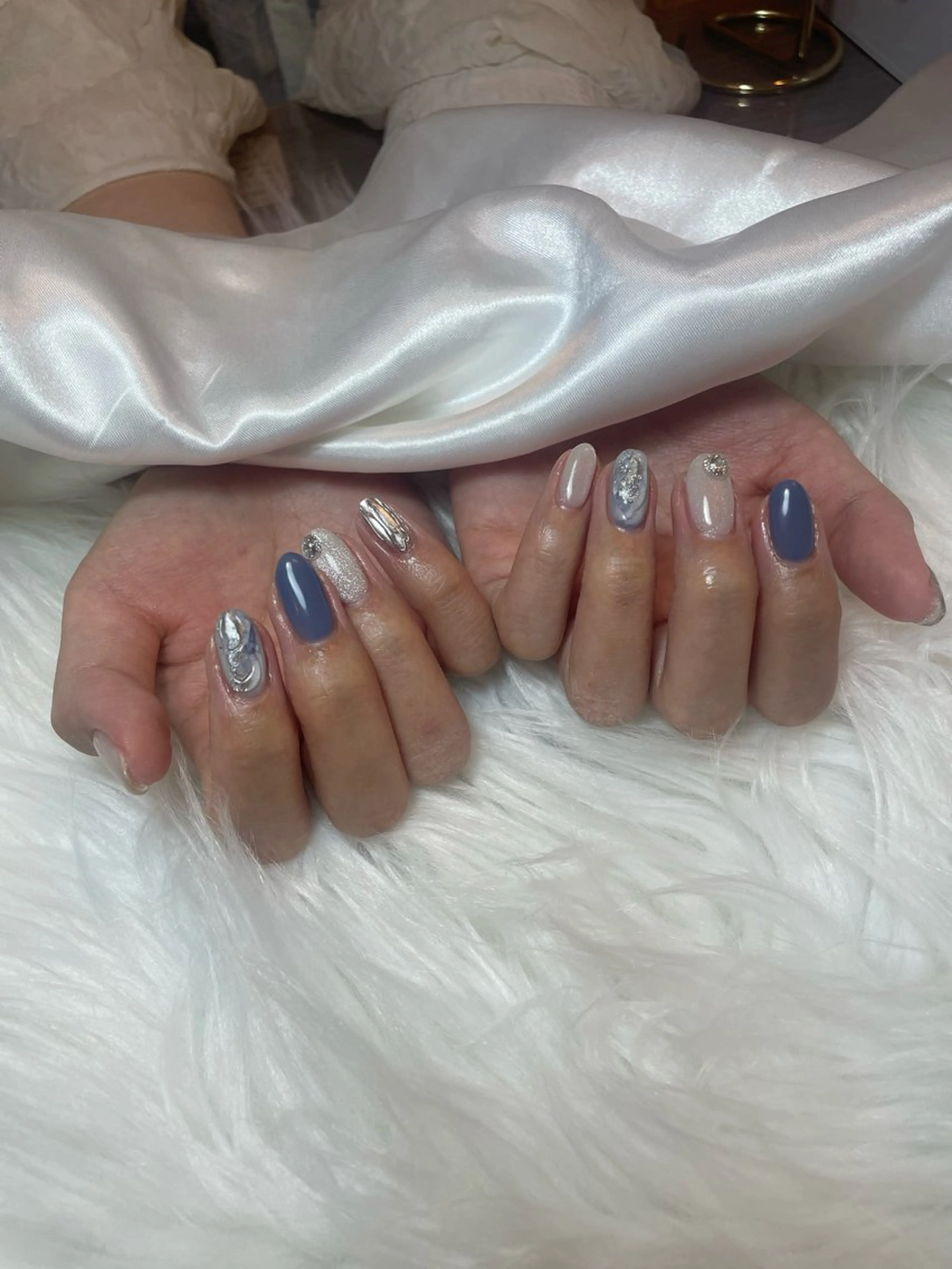ネイル ブルー フレンチネイル キラキラネイル 韓国ネイル マグネットネイル ハンドネイル timtam --sakiのネイルデザイン