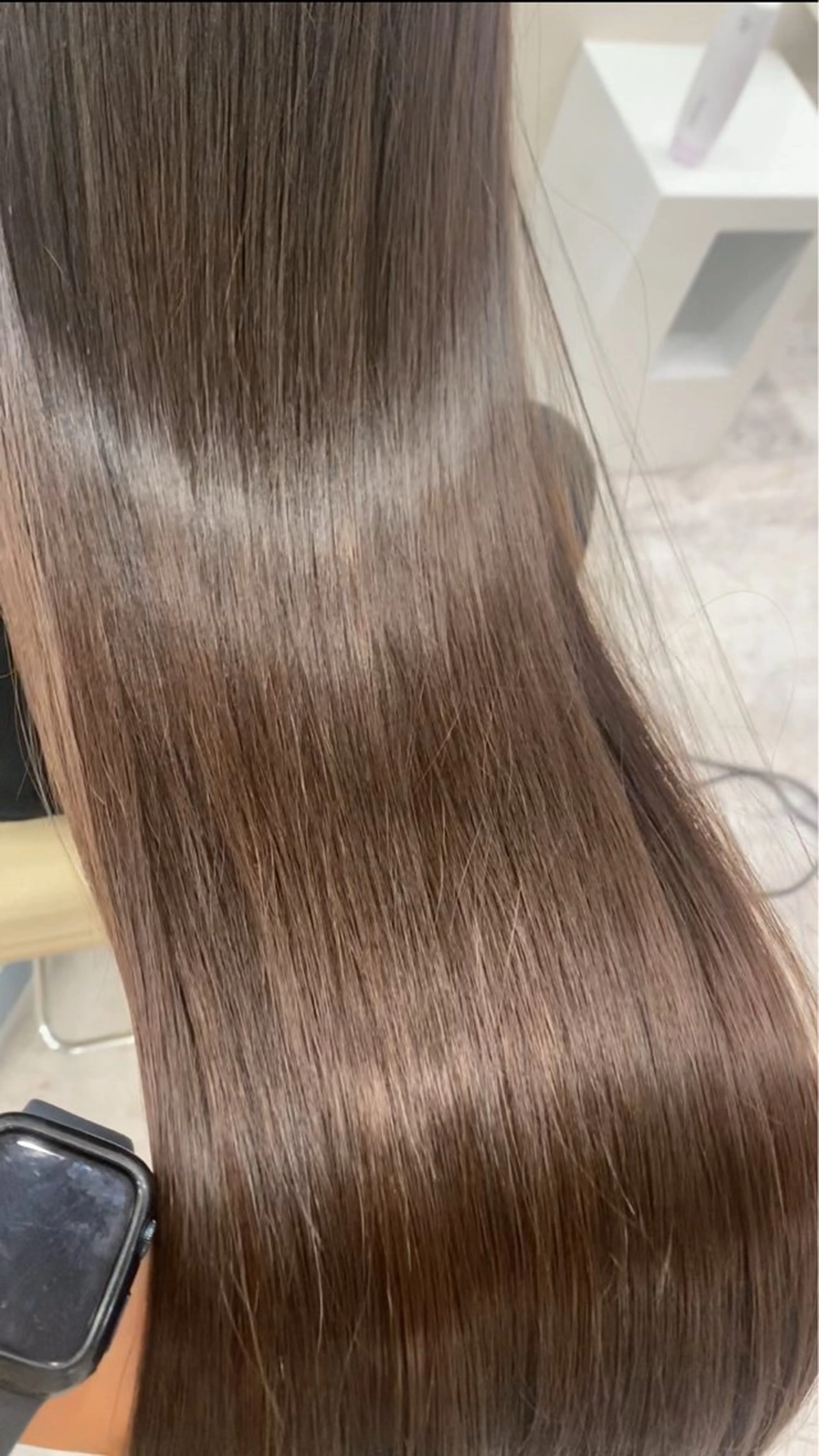 ロング カラー アッシュ アッシュブラウン ブラウンカラー 髪質改善 佐々木 雪菜のヘアスタイル