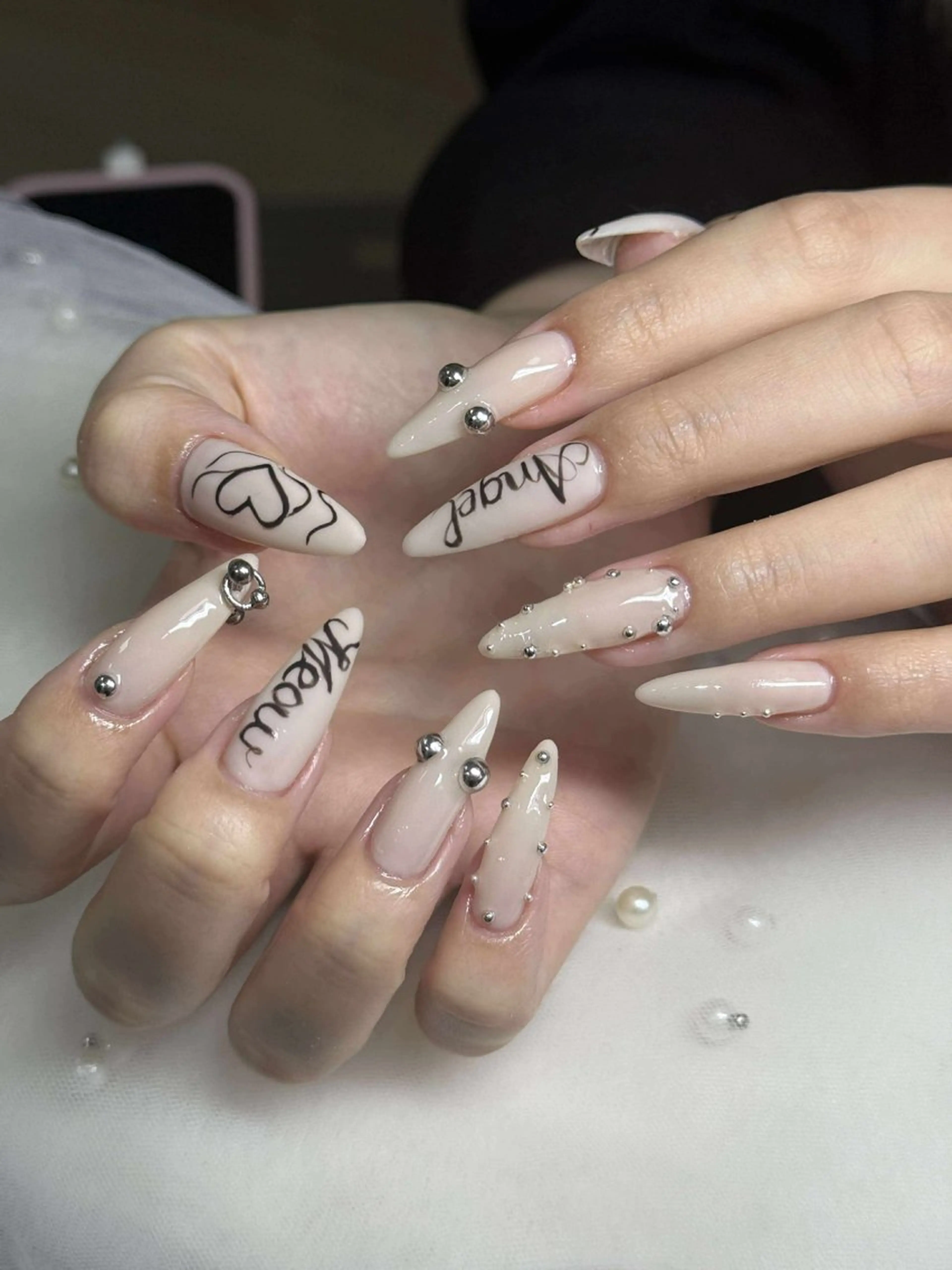 ネイル アートネイル 成人式 ジェルネイル ニュアンスネイル 夏ネイル ハンドネイル NIE MoMoのネイルデザイン