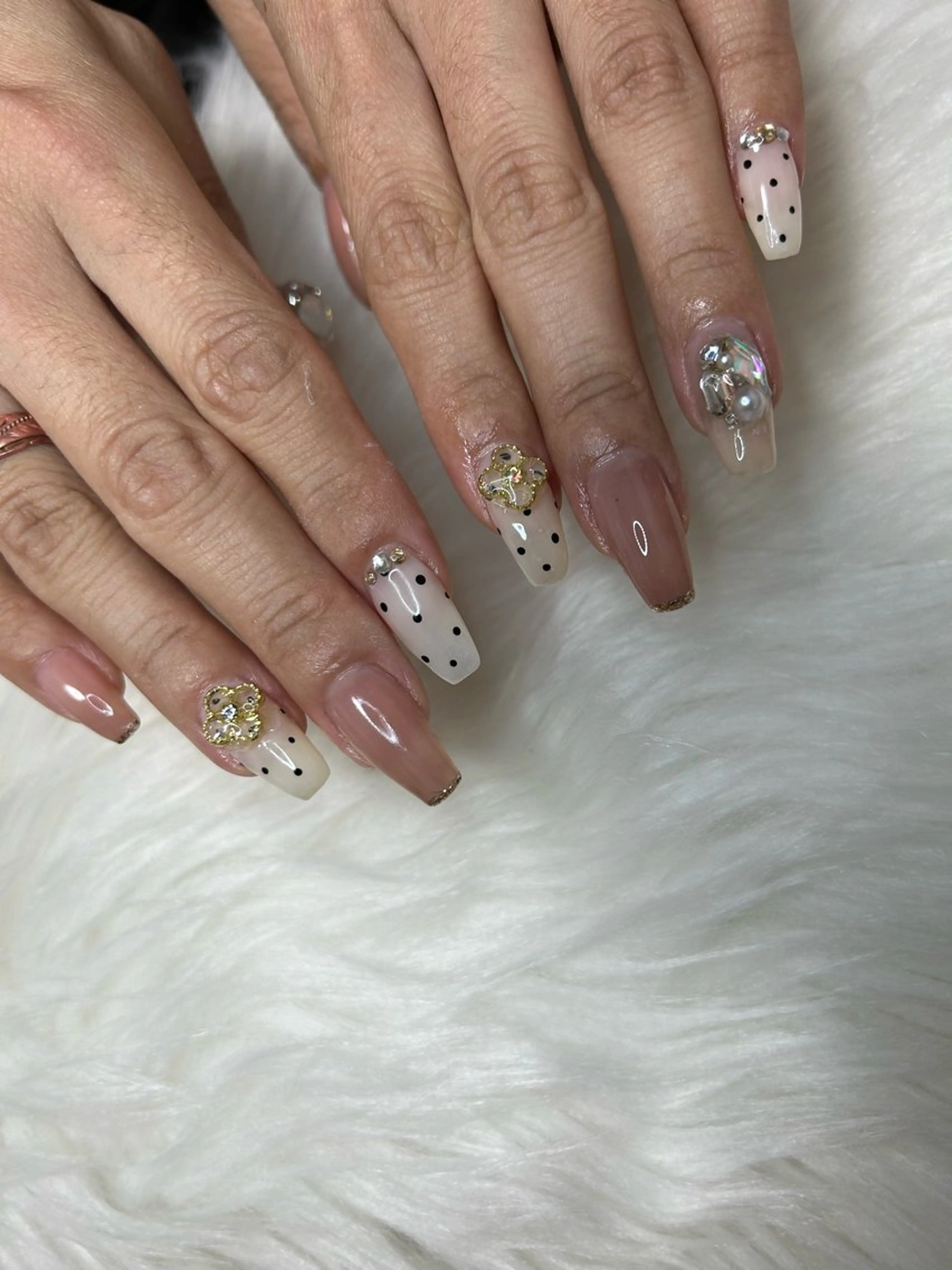 ネイル ドット ガーリー 韓国ネイル ロングネイル マグネットネイル フットネイル Lala nailのネイルデザイン