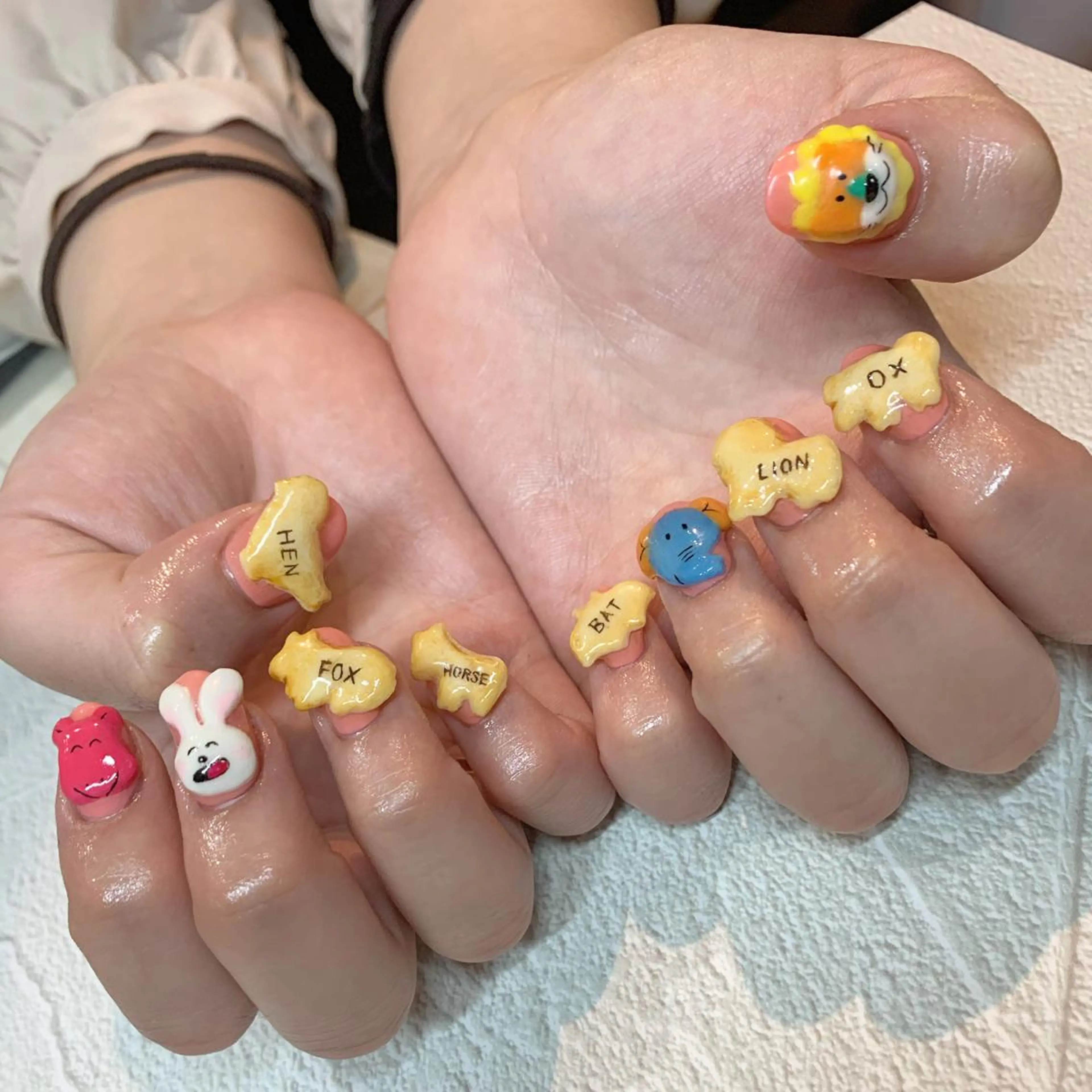 ネイル ハンドネイル glow_ nailのネイルデザイン