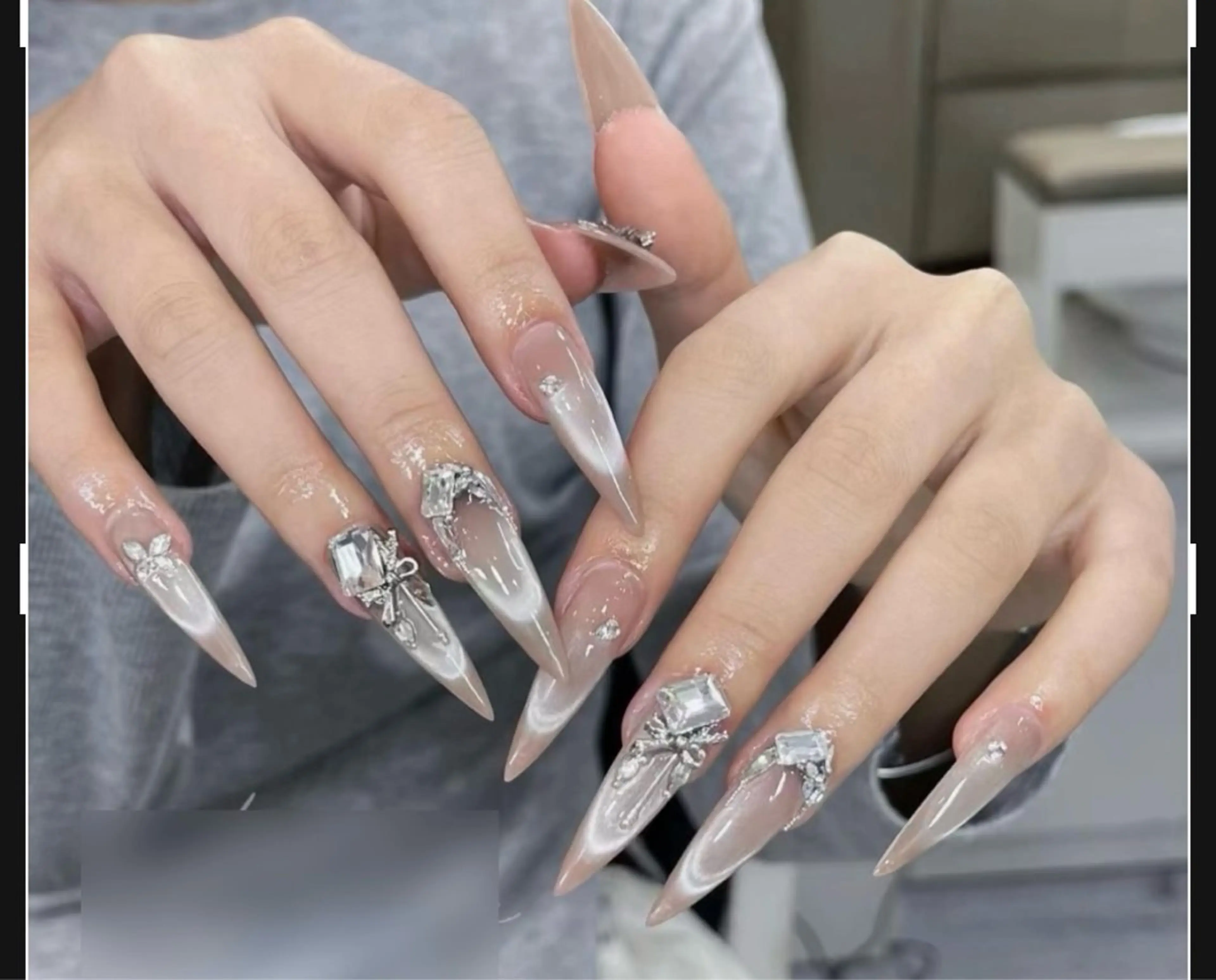 ロング ハンドネイル T&D NailSalonのネイルデザイン