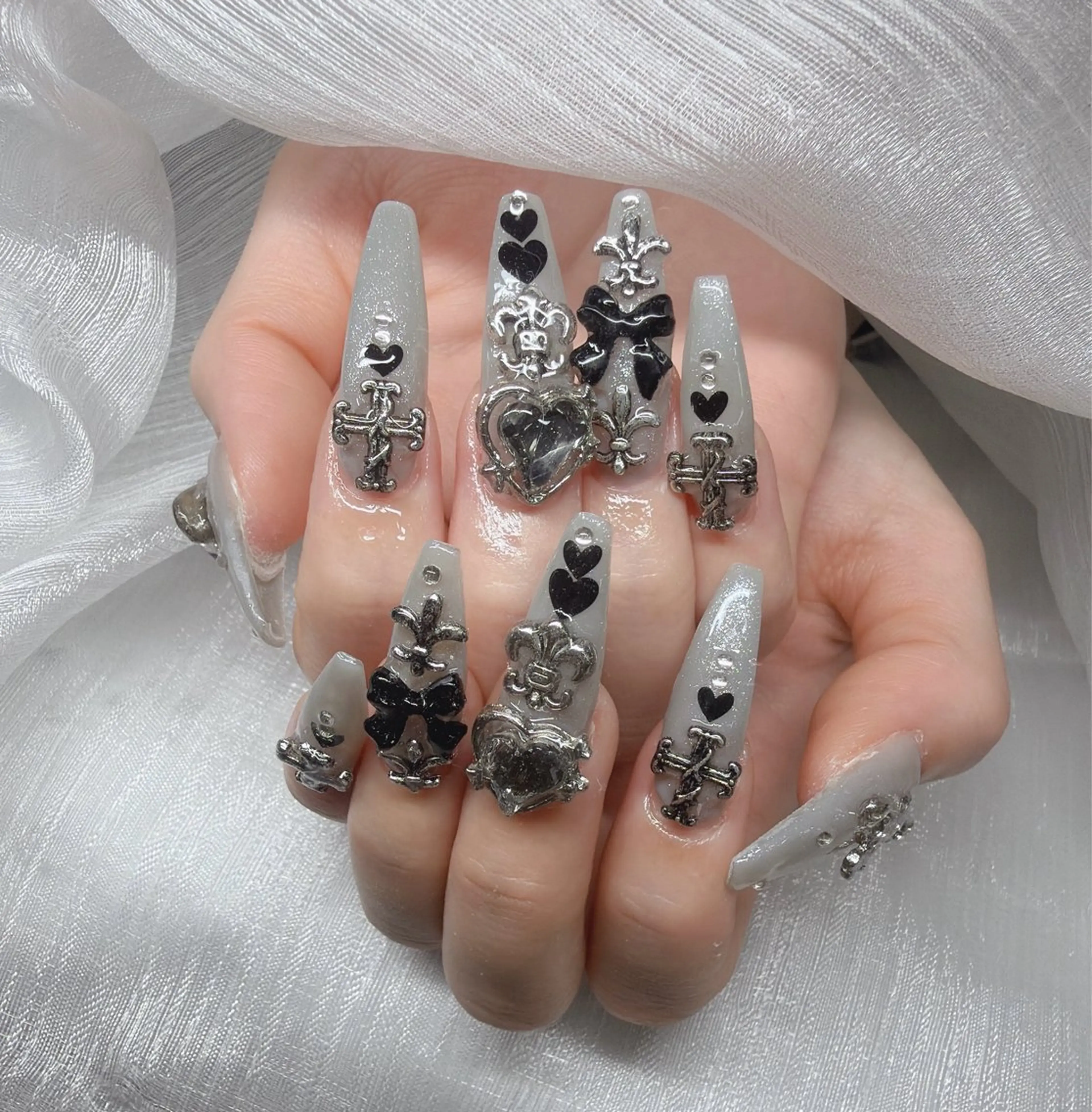 ネイル ハンドネイル Lee Nailsのネイルデザイン