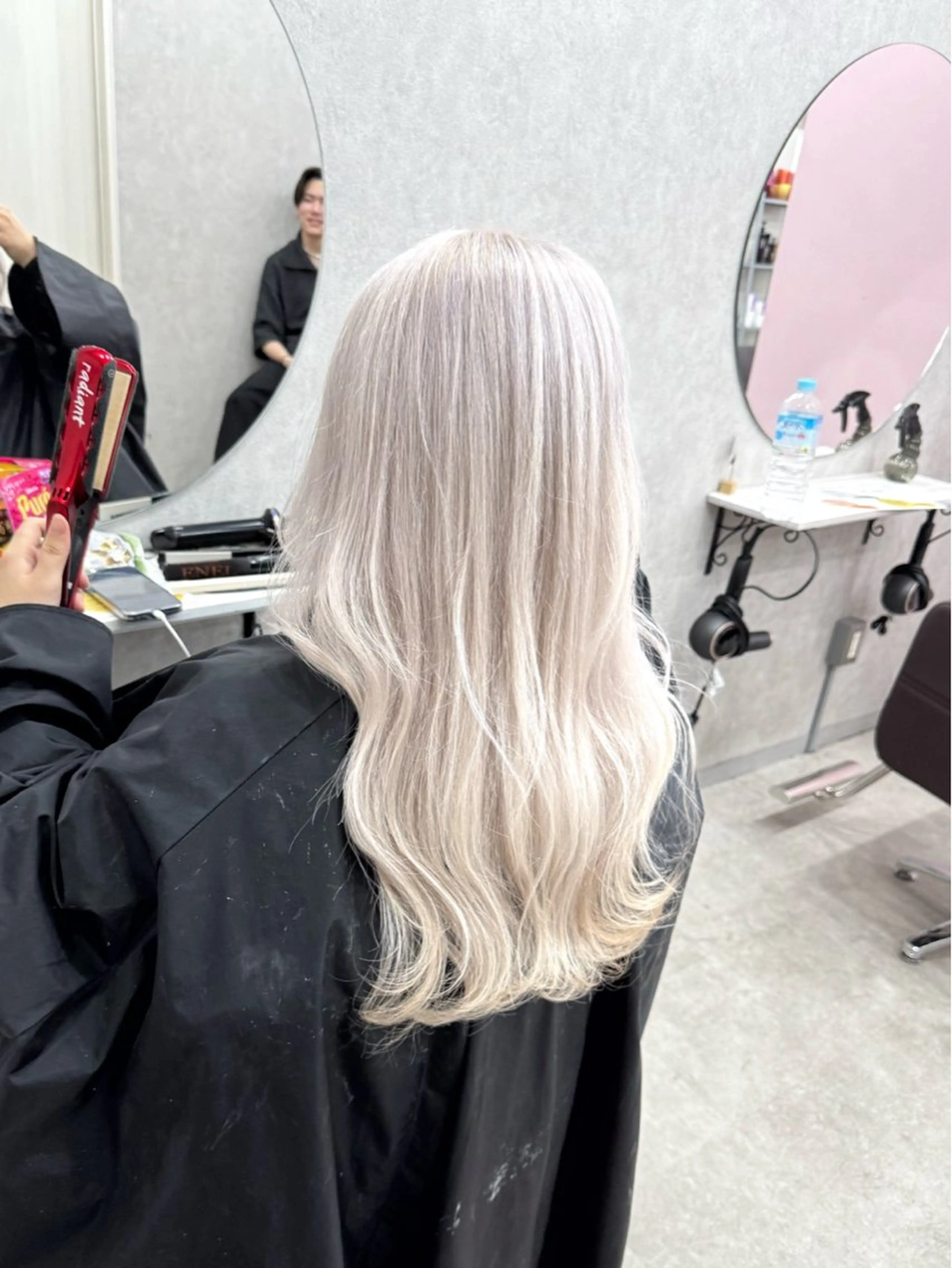 ロング カラー ヘアカラー トリートメント ヘッドスパ ハイトーン・ブリーチ ムラ修正　八須　錬のヘアスタイル