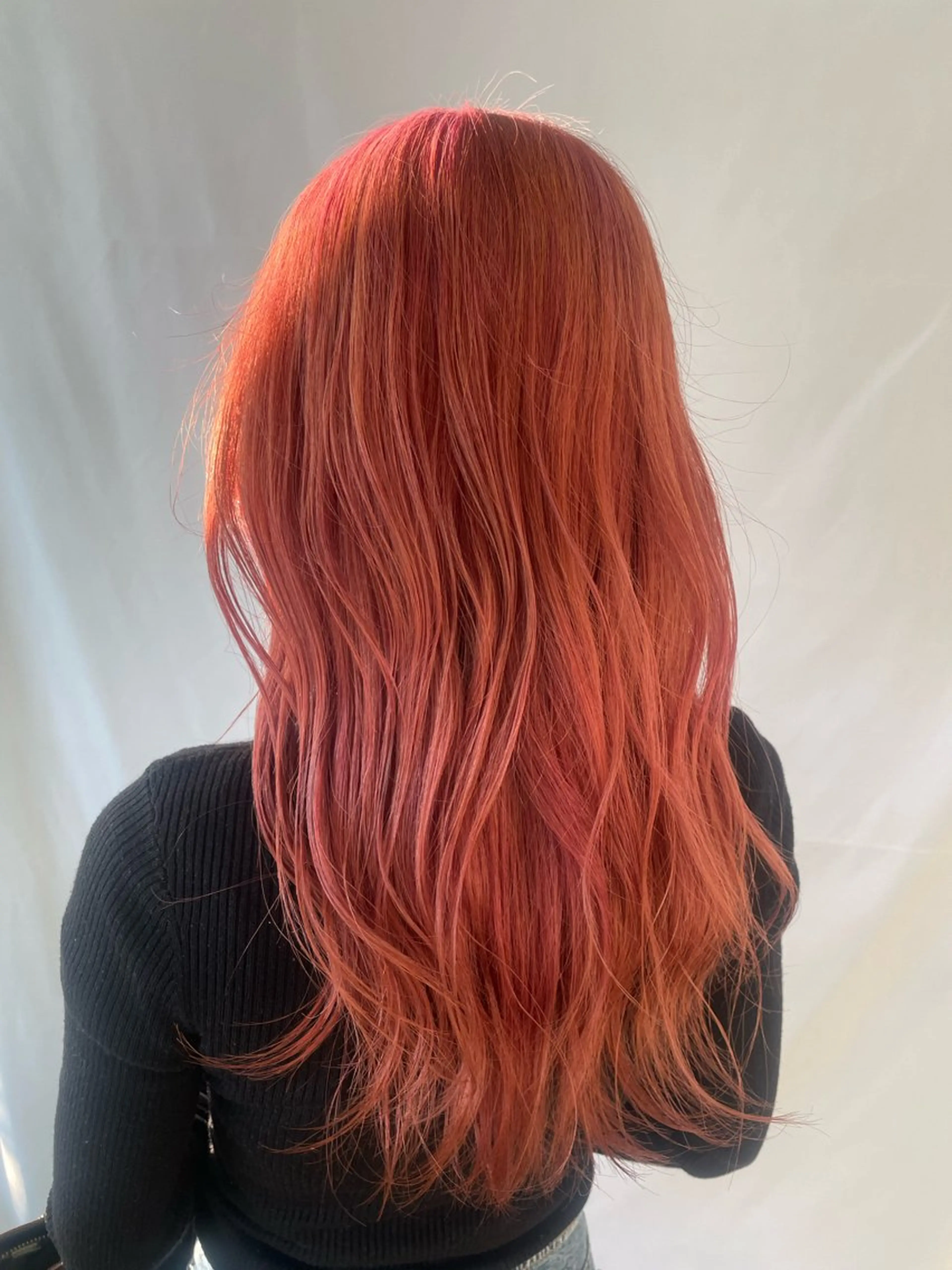 セミロング ヘアカラー SARA古賀店 かすみ🐬🩵のヘアスタイル