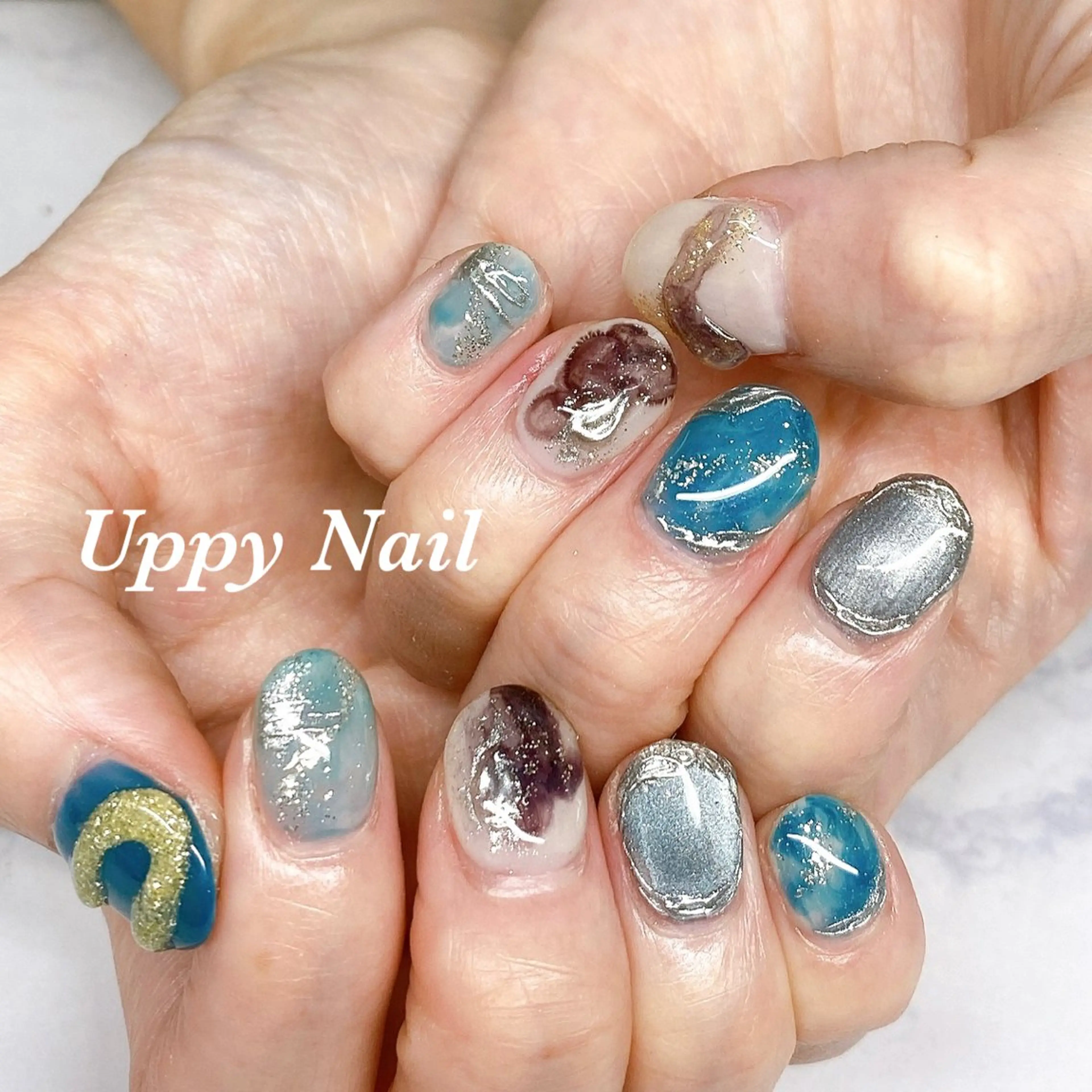 ネイル 水色 ミラーネイル ぷっくりネイル ハンドネイル Uppy Nail ukyoのネイルデザイン
