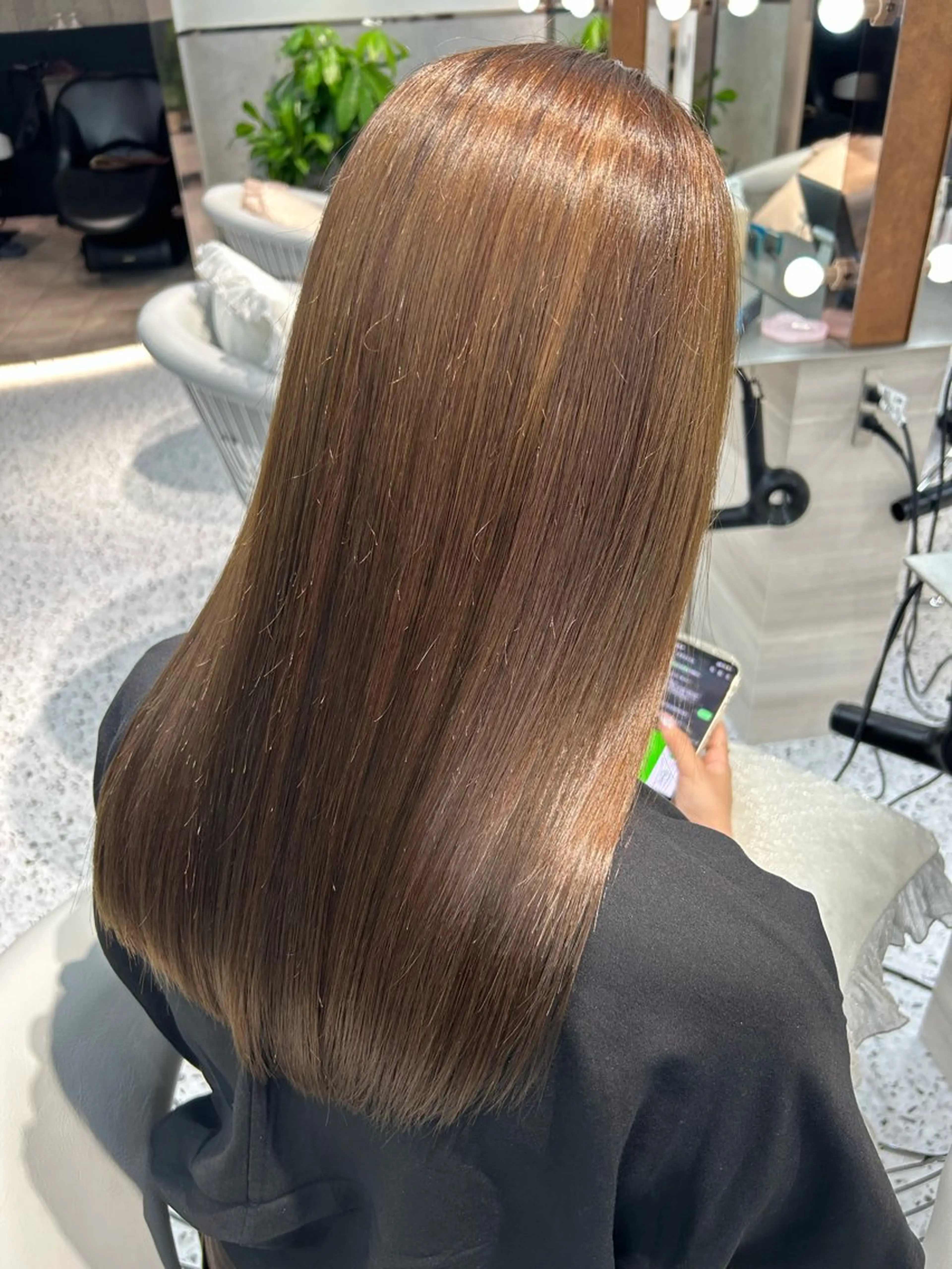 セミロング カラー 切りっぱなしボブ アッシュ アッシュブラウン ベージュカラー ブリーチ ボブ/縮毛矯正 jionのヘアスタイル