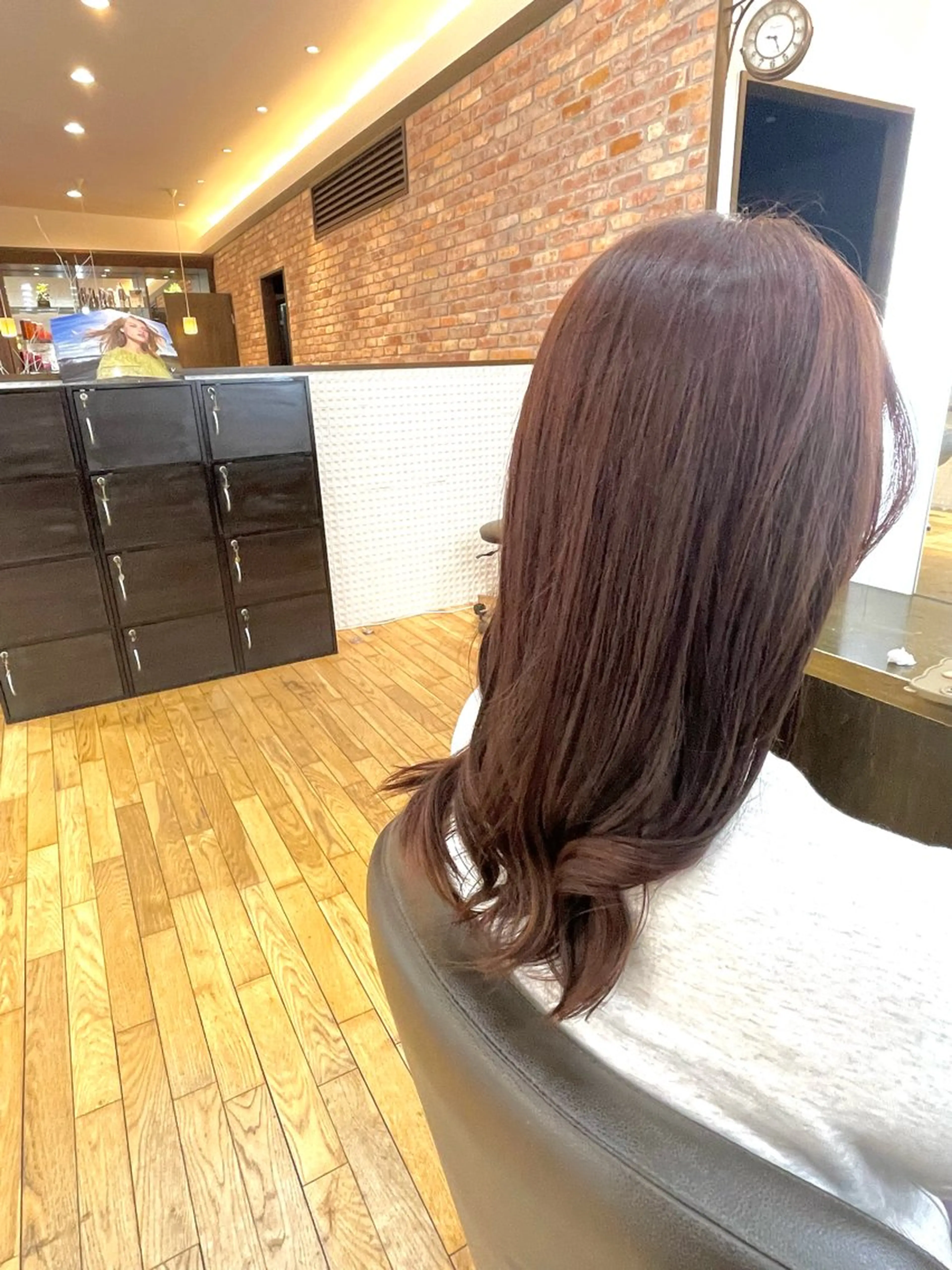 ロング カラー ブラウンカラー ピンクカラー ピンクブラウン 濱口 由華のヘアスタイル