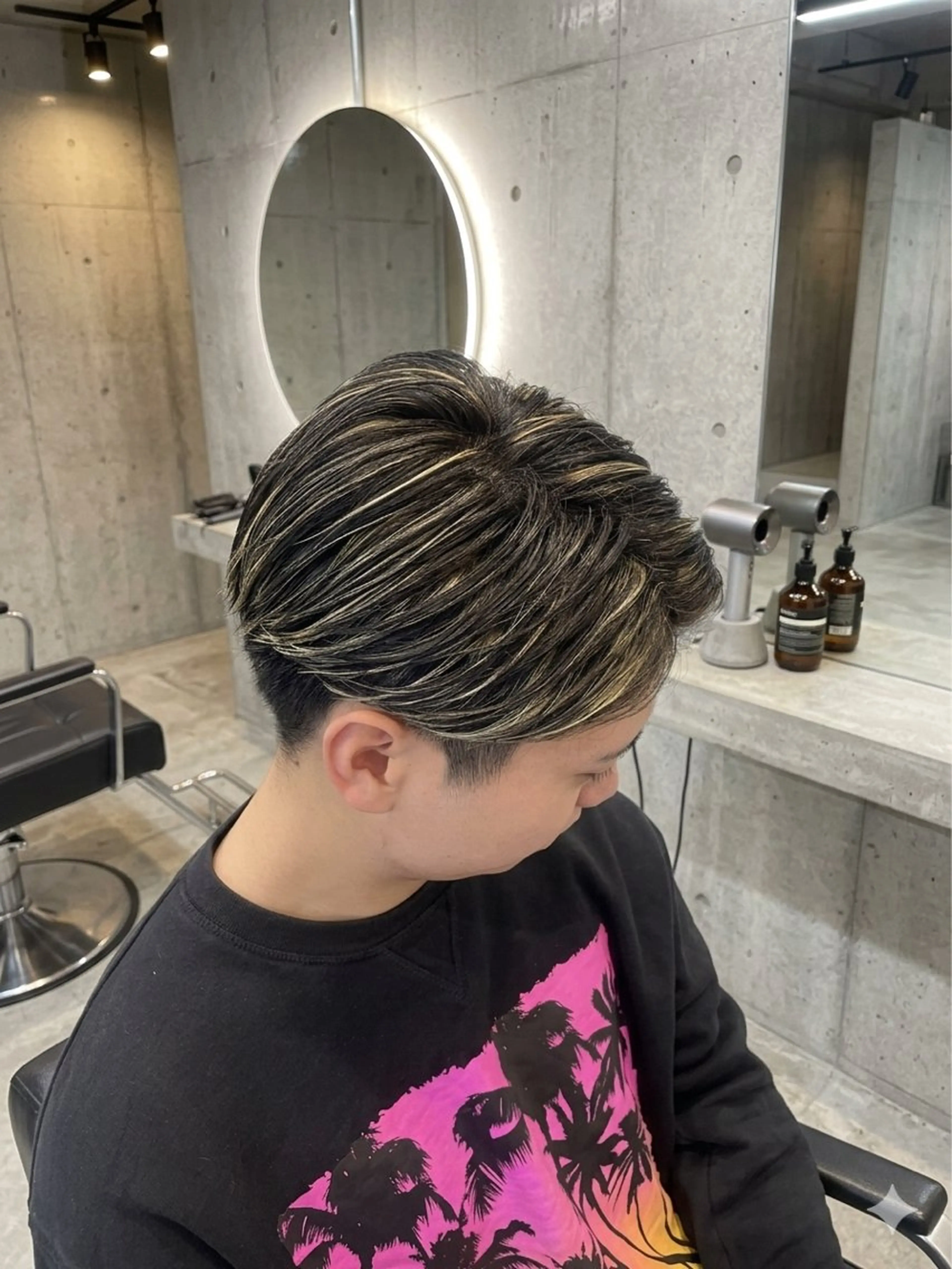 ショート カラー メンズ カット ヘアカラー トリートメント メンズハイライト /バレイヤージュ比嘉のヘアスタイル