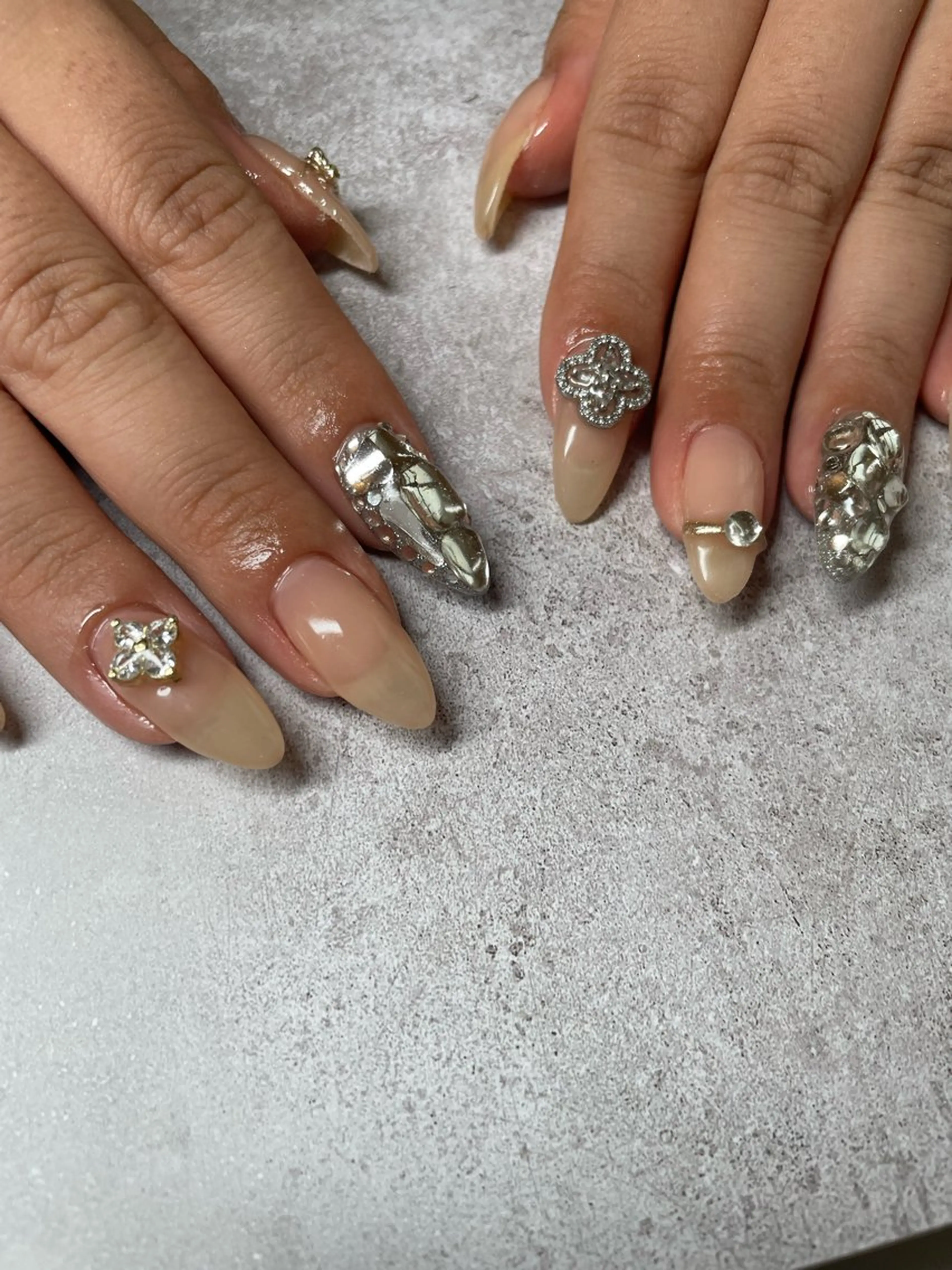 ネイル アートネイル ハンドネイル ulu🌼 nanaのネイルデザイン