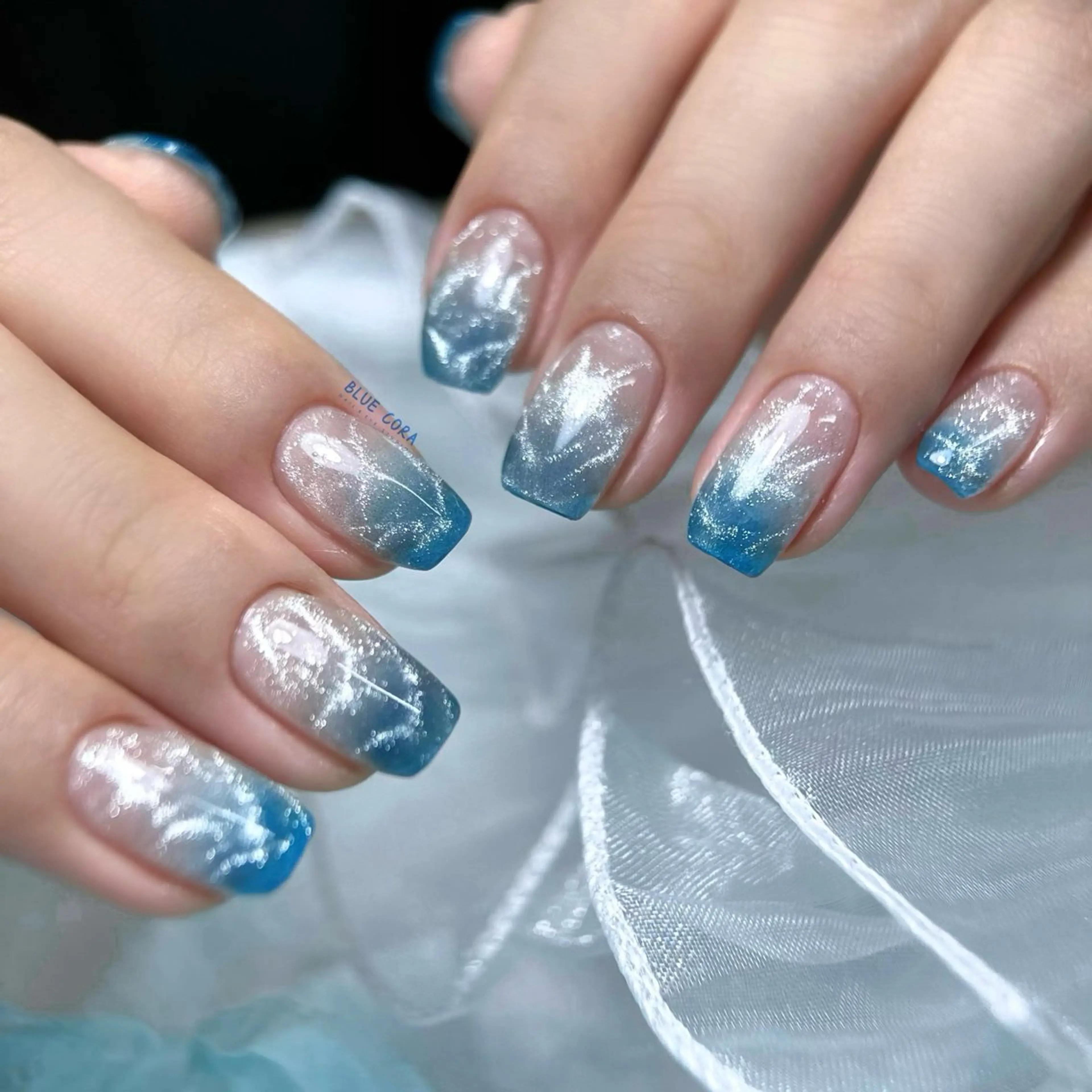 ネイル ハンドネイル ハンドケア BLUE CORAのネイルデザイン