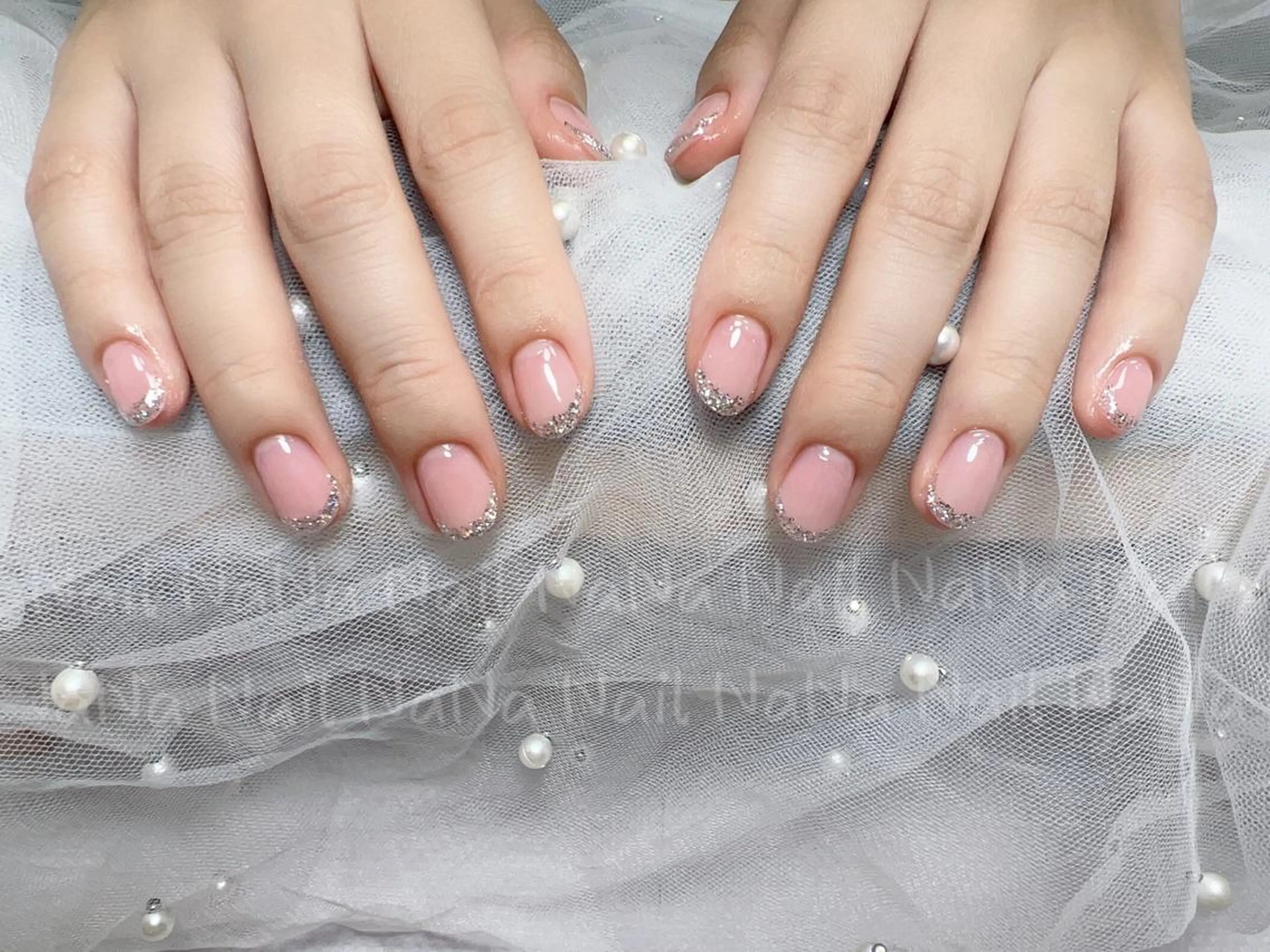 ショート カラー ネイル フレンチネイル キラキラネイル ハンドネイル Nail NaNaのネイルデザイン