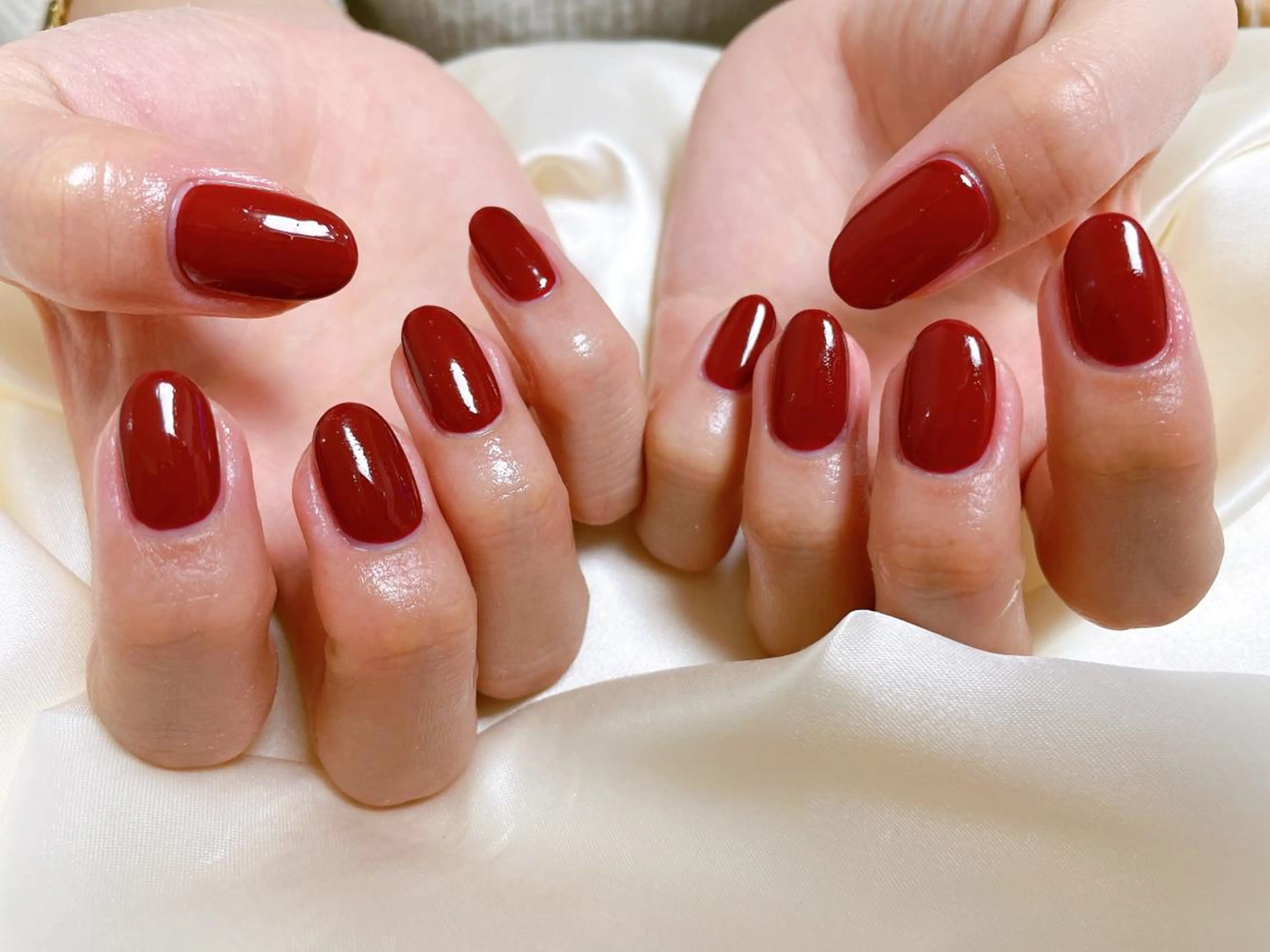 ネイル ボルドー ハンドネイル mogunail &blowのネイルデザイン