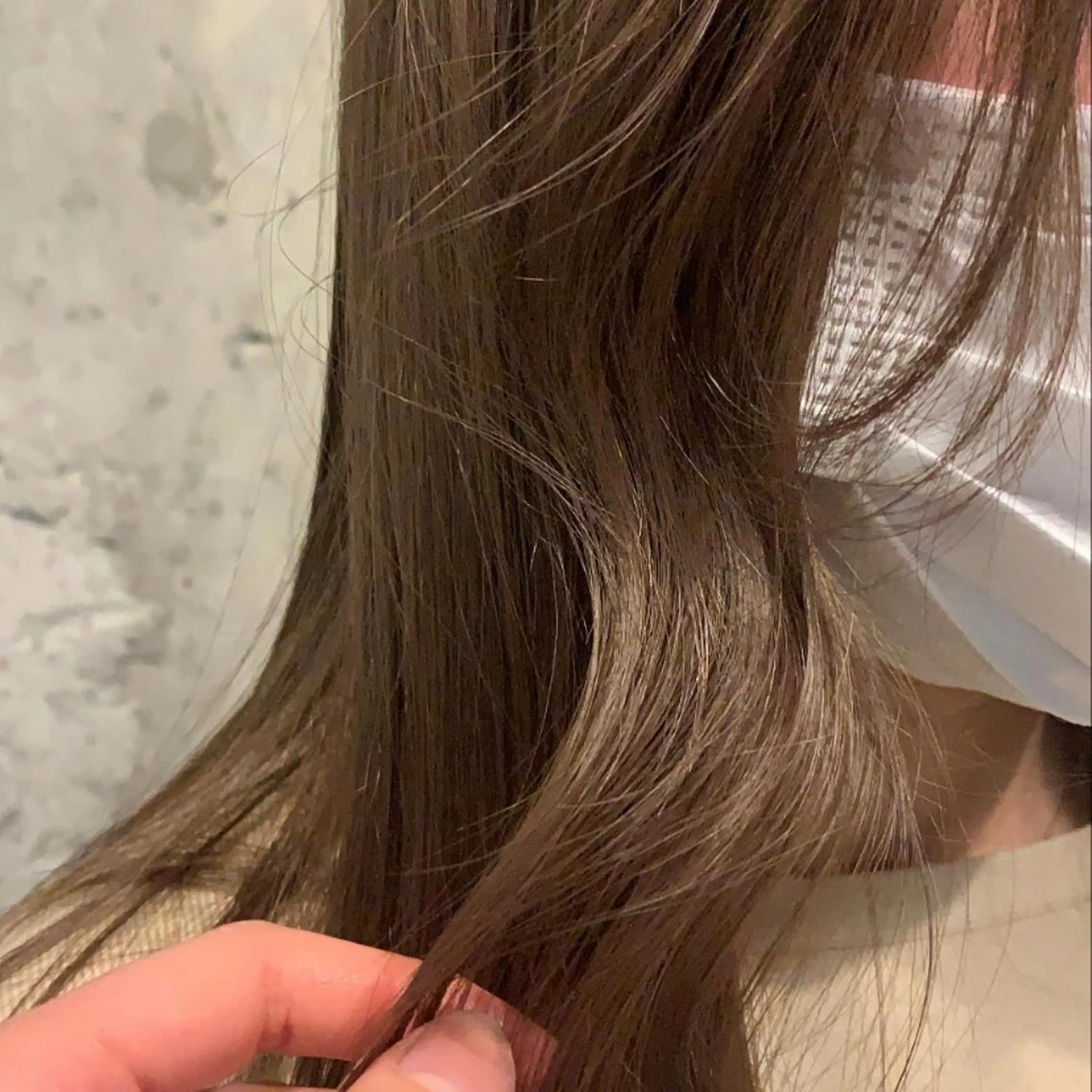 カラー ベージュカラー ヘアカラー yupi🐈‍⬛ レイヤー/パーマのヘアスタイル