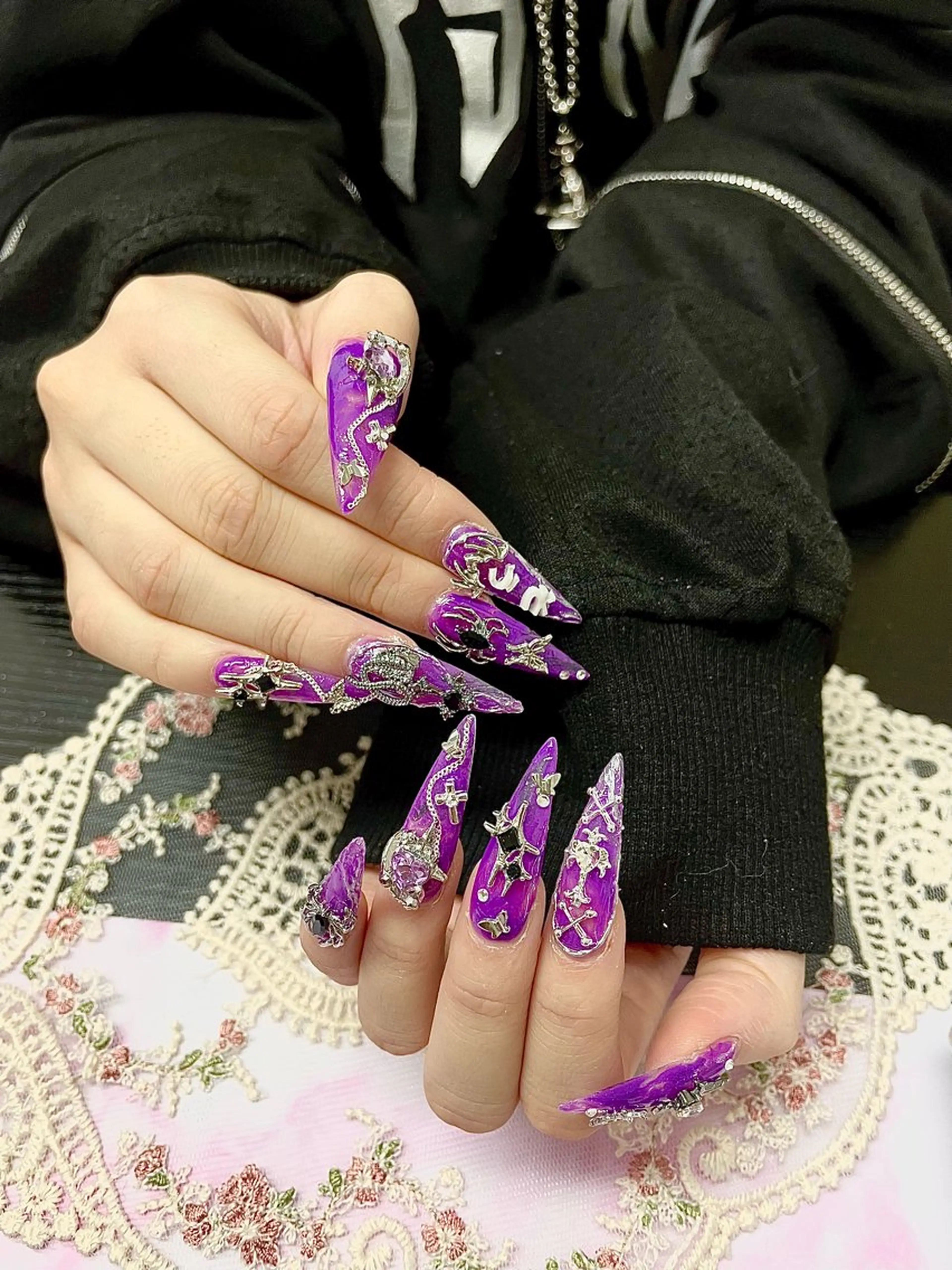 ネイル 成人式 ジェルネイル ネイルチップ ハンドネイル MoMoA Nail ネイル長さ出し専門店のネイルデザイン