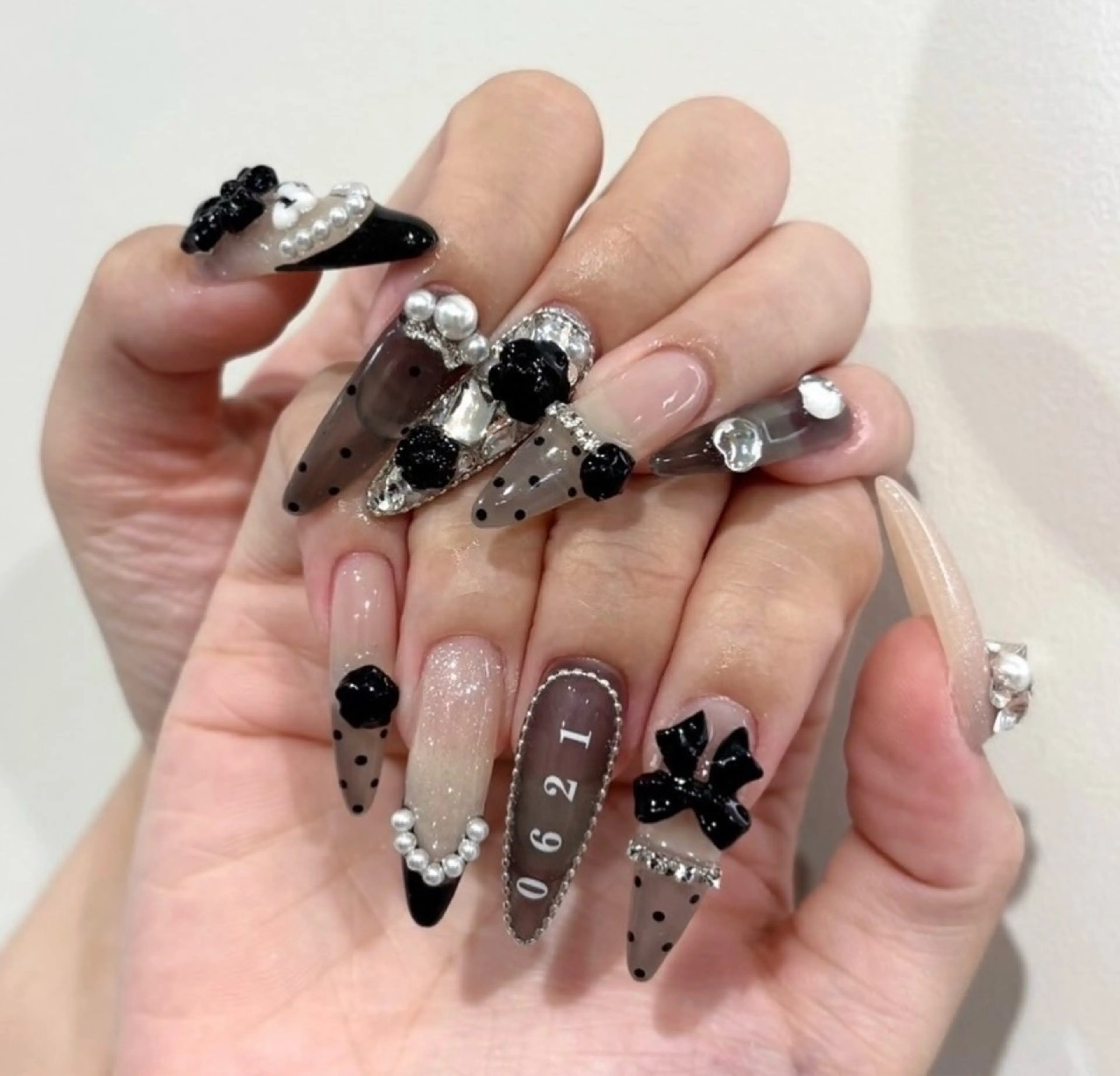 ネイル 長さ出し Mi nailsのネイルデザイン