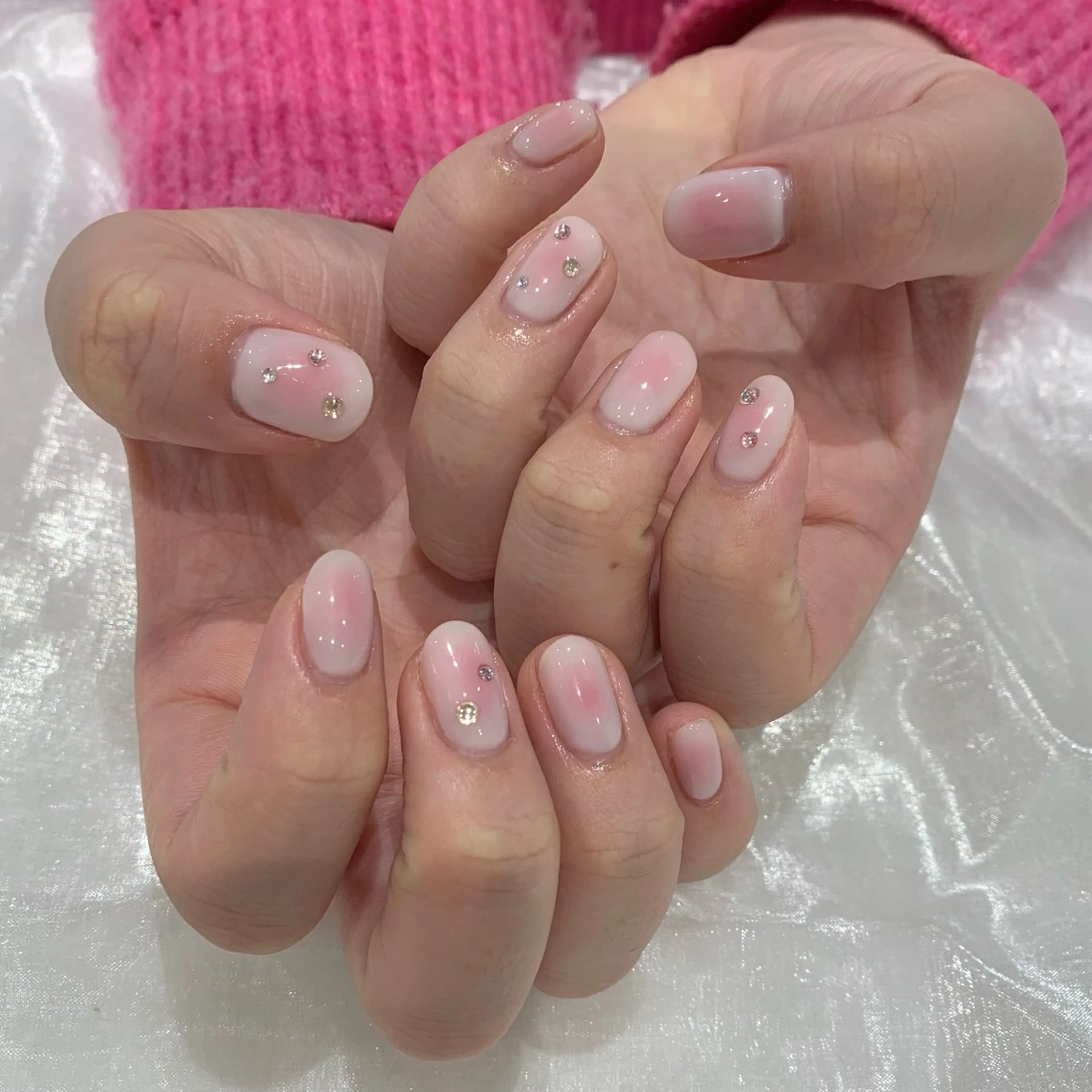 ネイル チークネイル ハンドネイル nailist🍒 ヤマザキのネイルデザイン