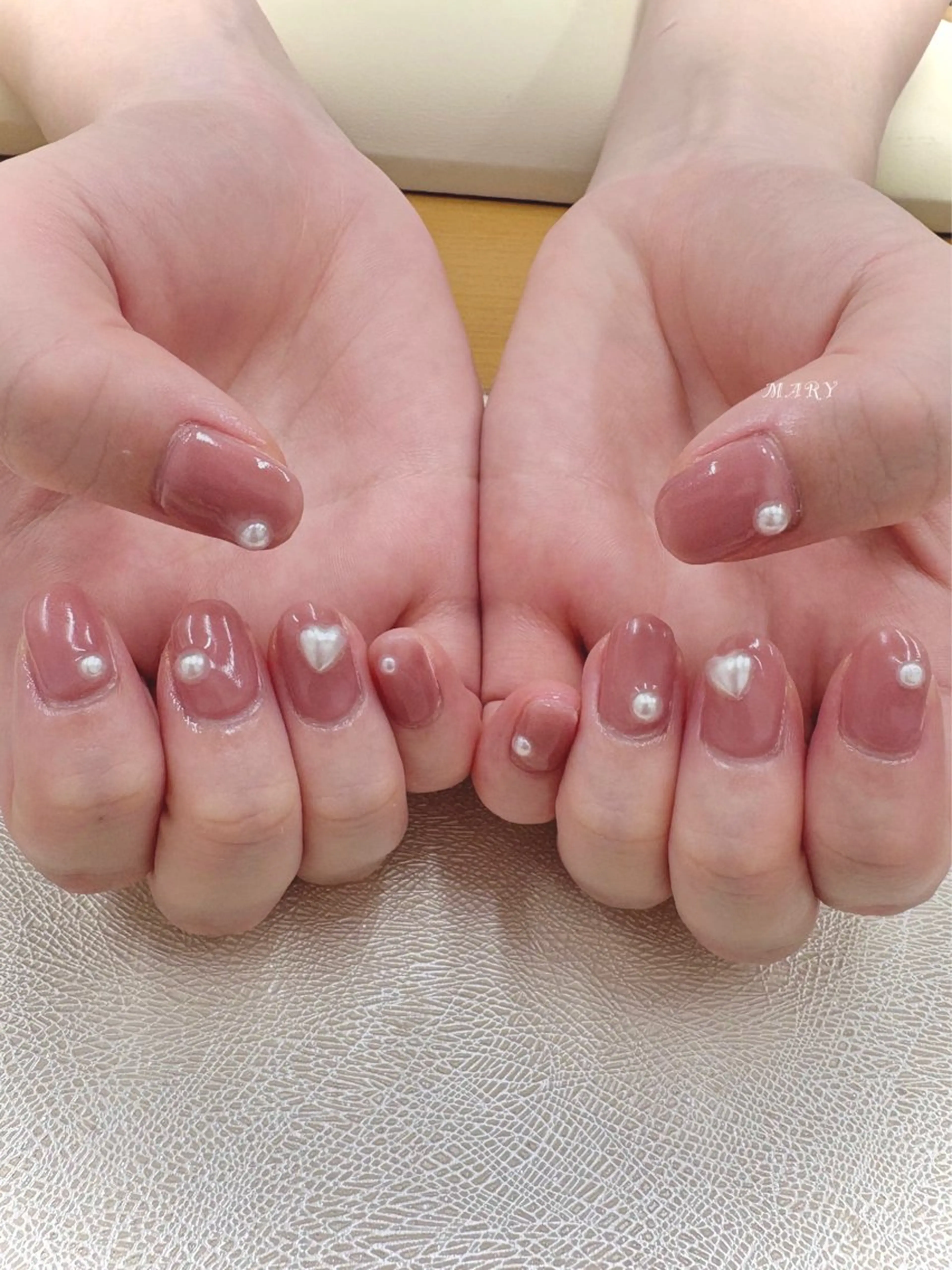 ネイル ハート ニュアンスネイル ワンカラーネイル ピンク ハンドネイル Mary nail所属・Mary nail .narumiのネイルデザイン