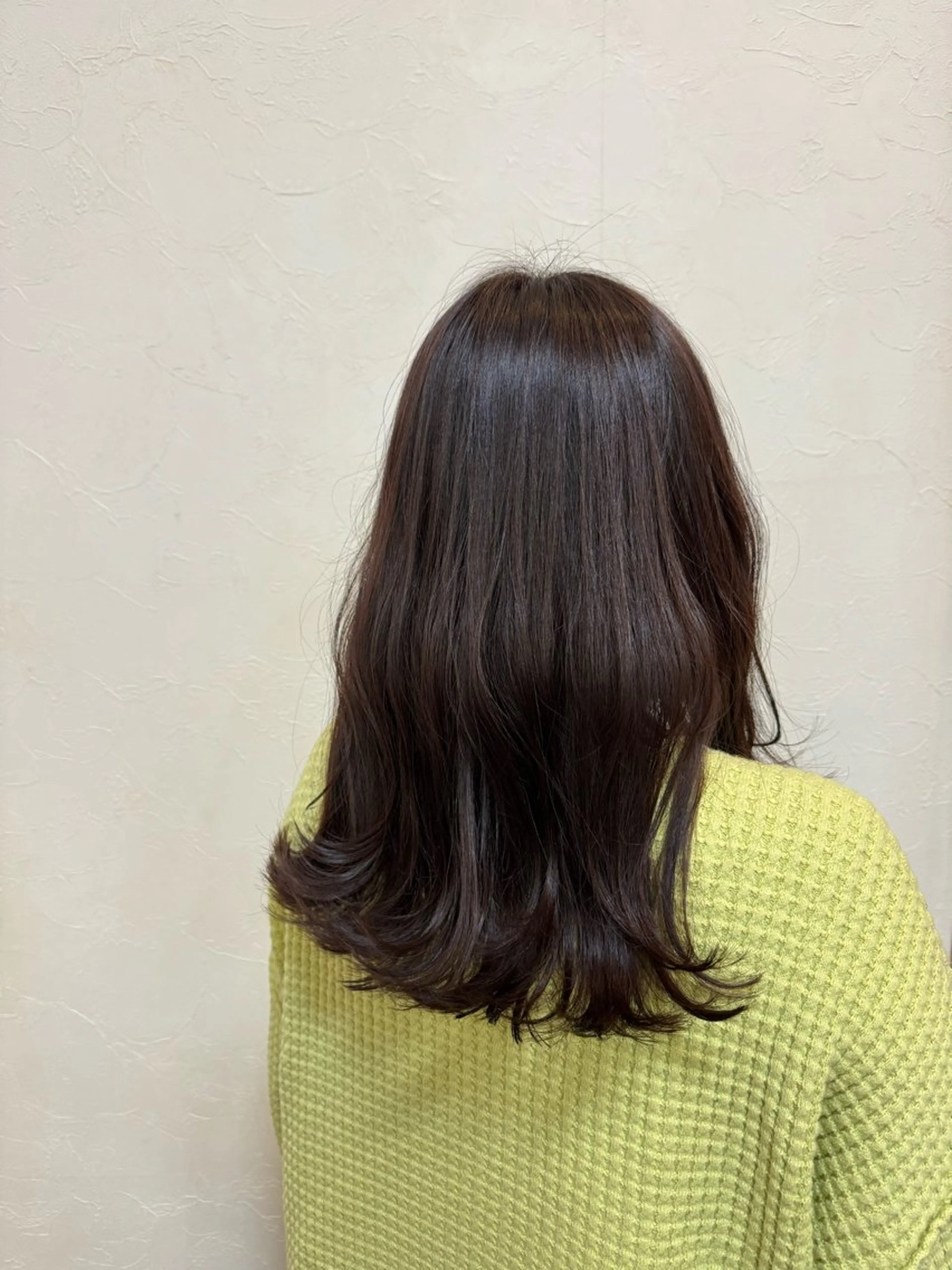 ロング カラー 亀田 未有のヘアスタイル