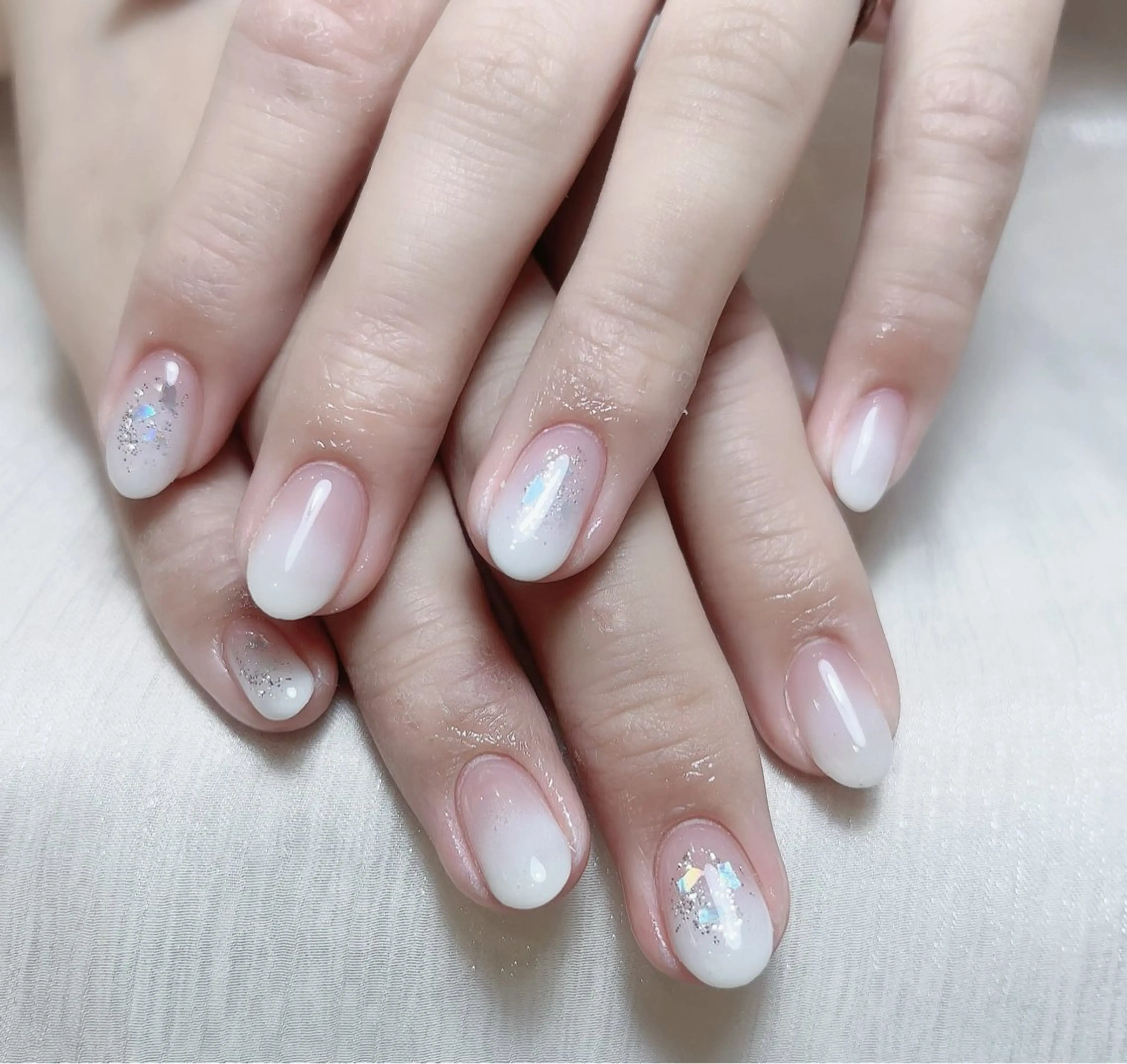 ネイル ハンドネイル MoonNail ユリ🌸のネイルデザイン