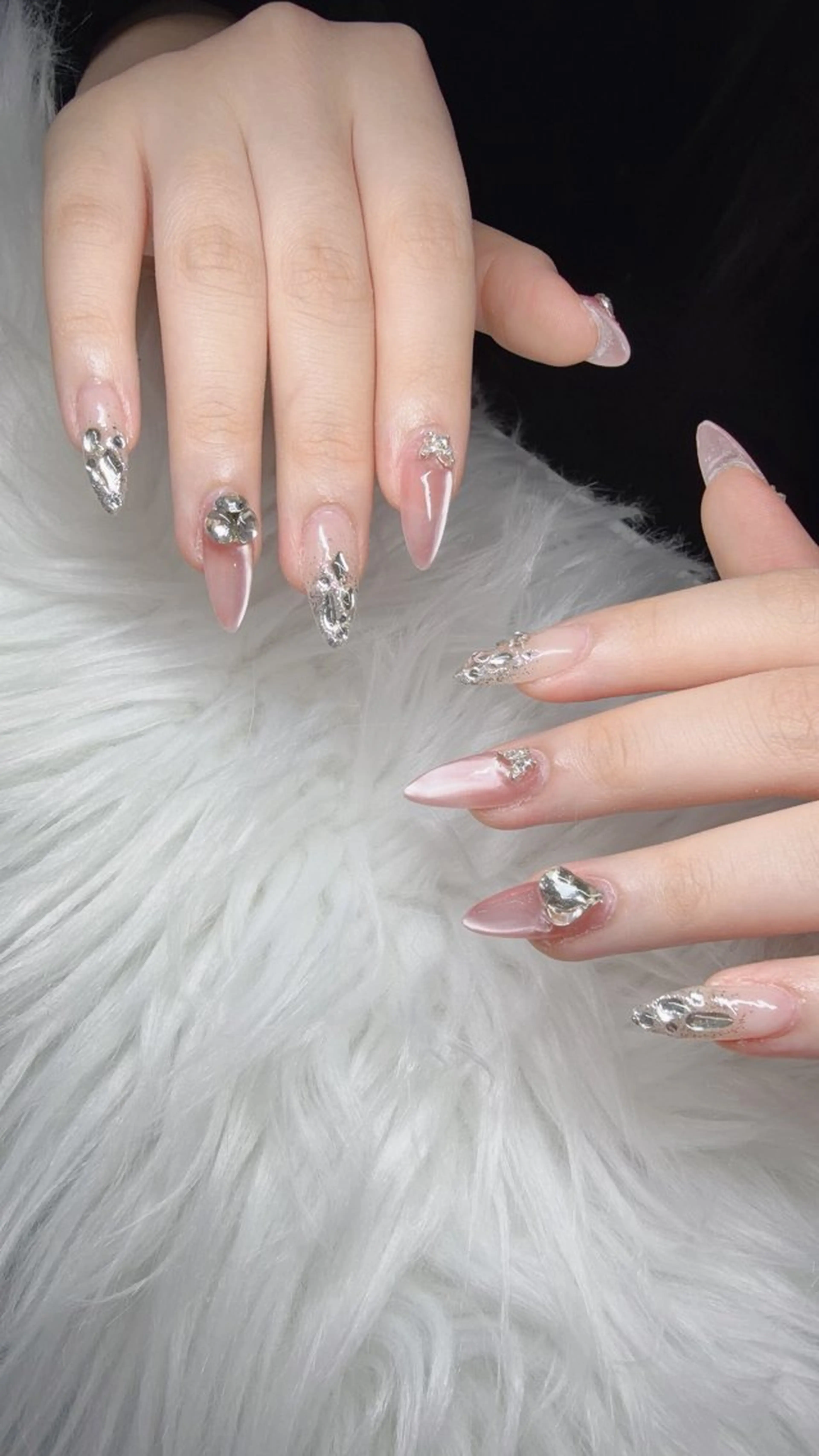 ネイル ハンドネイル Lee Nailsのネイルデザイン