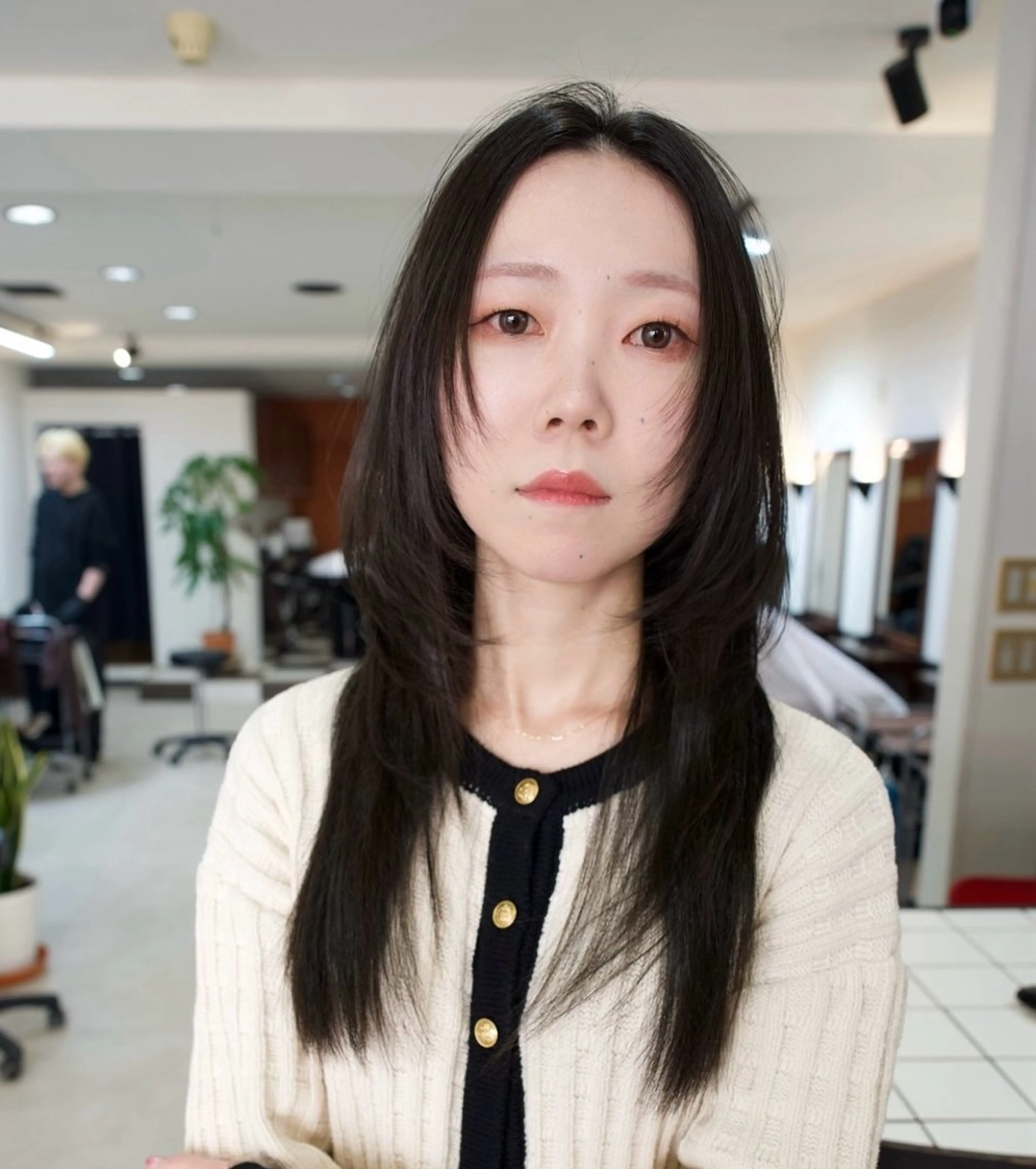 セミロング ハッシュカット カット ヘアカラー 【シクネ】ユウダイ お顔まわりカット💎のヘアスタイル