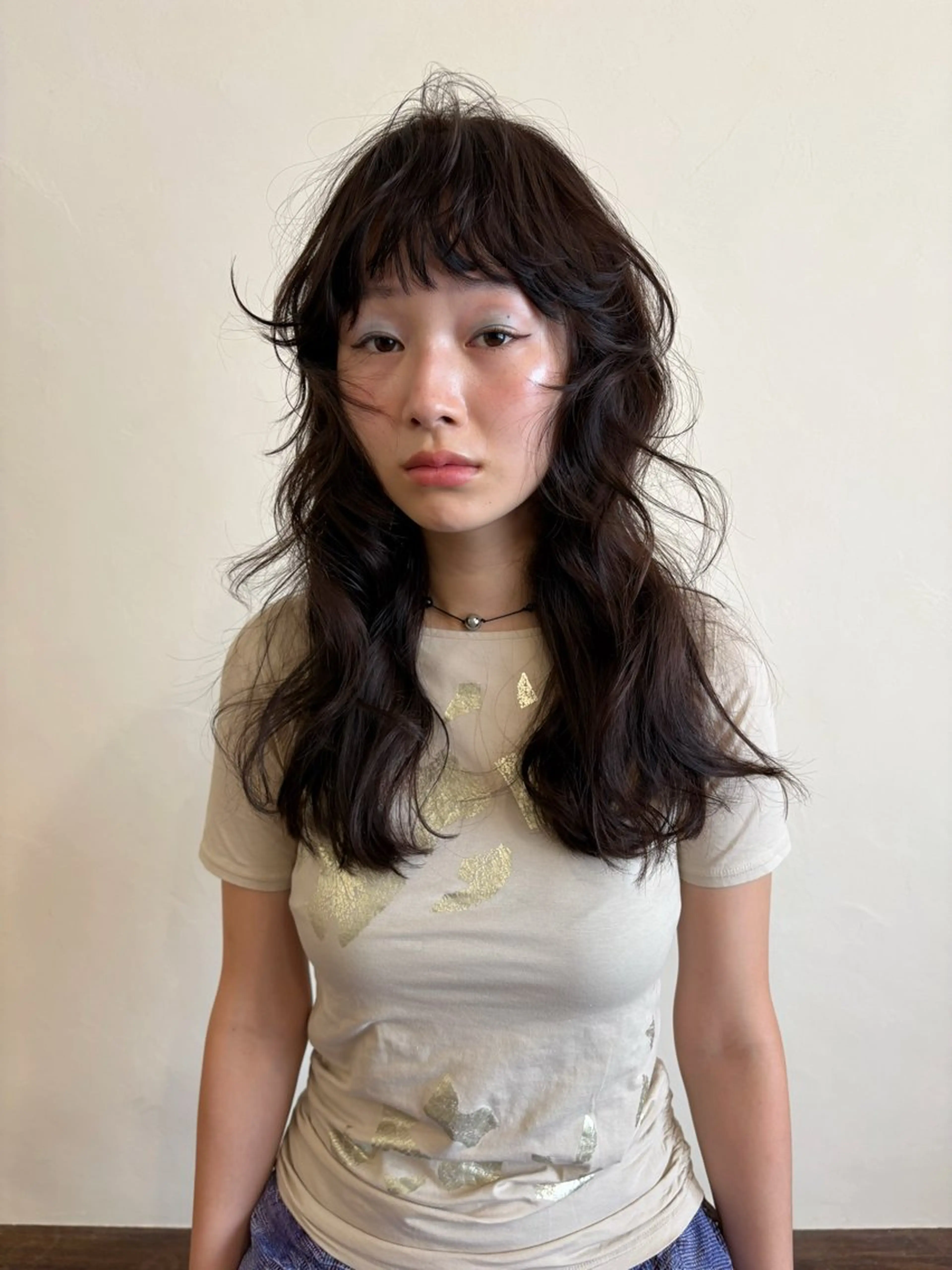 セミロング ハッシュカット🎀 レイヤーカットのヘアスタイル