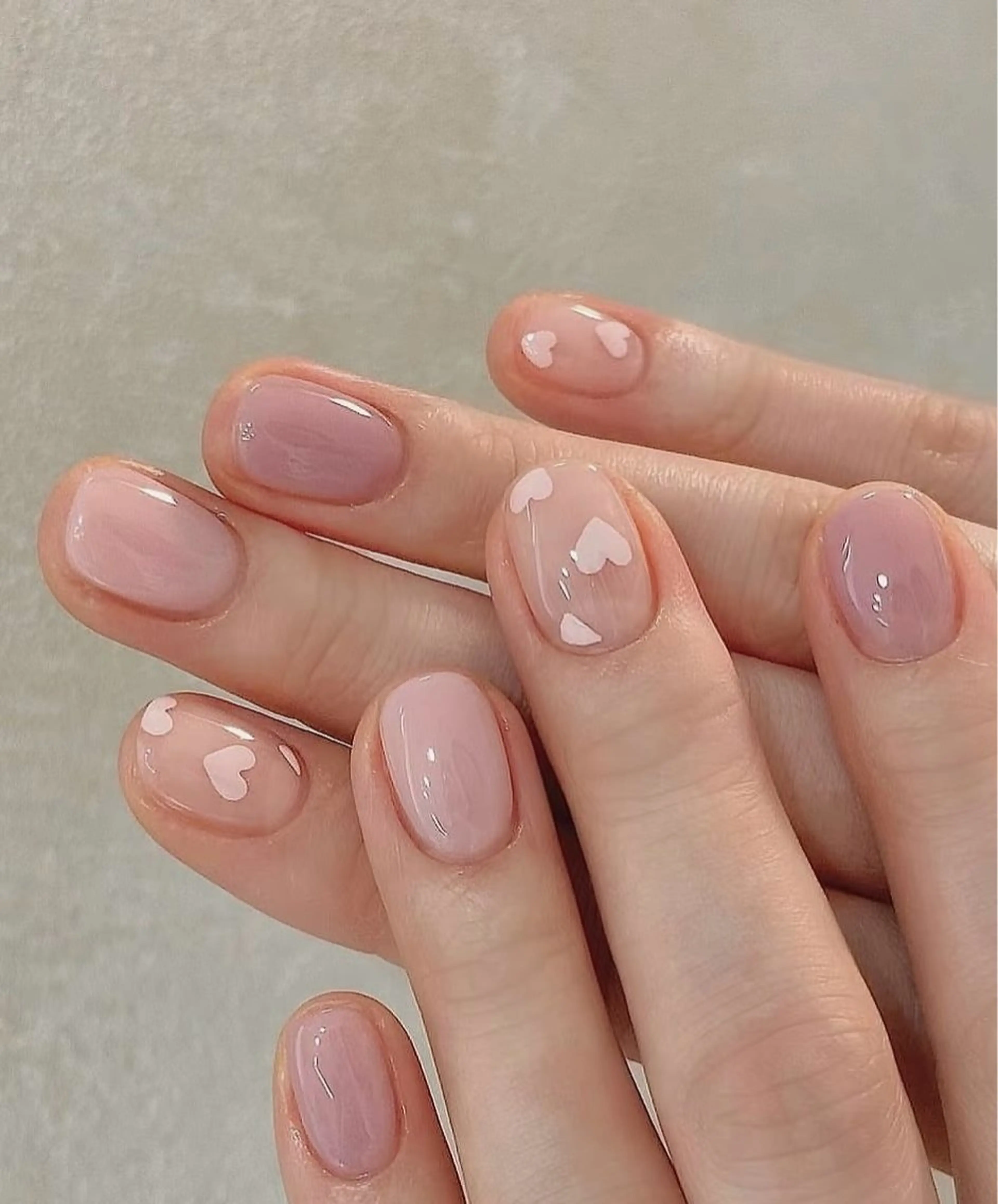 ネイル アートネイル オーロラネイル チークネイル フレンチネイル ガラスフレンチ ハンドネイル 🎀YooLi Nail salonのネイルデザイン