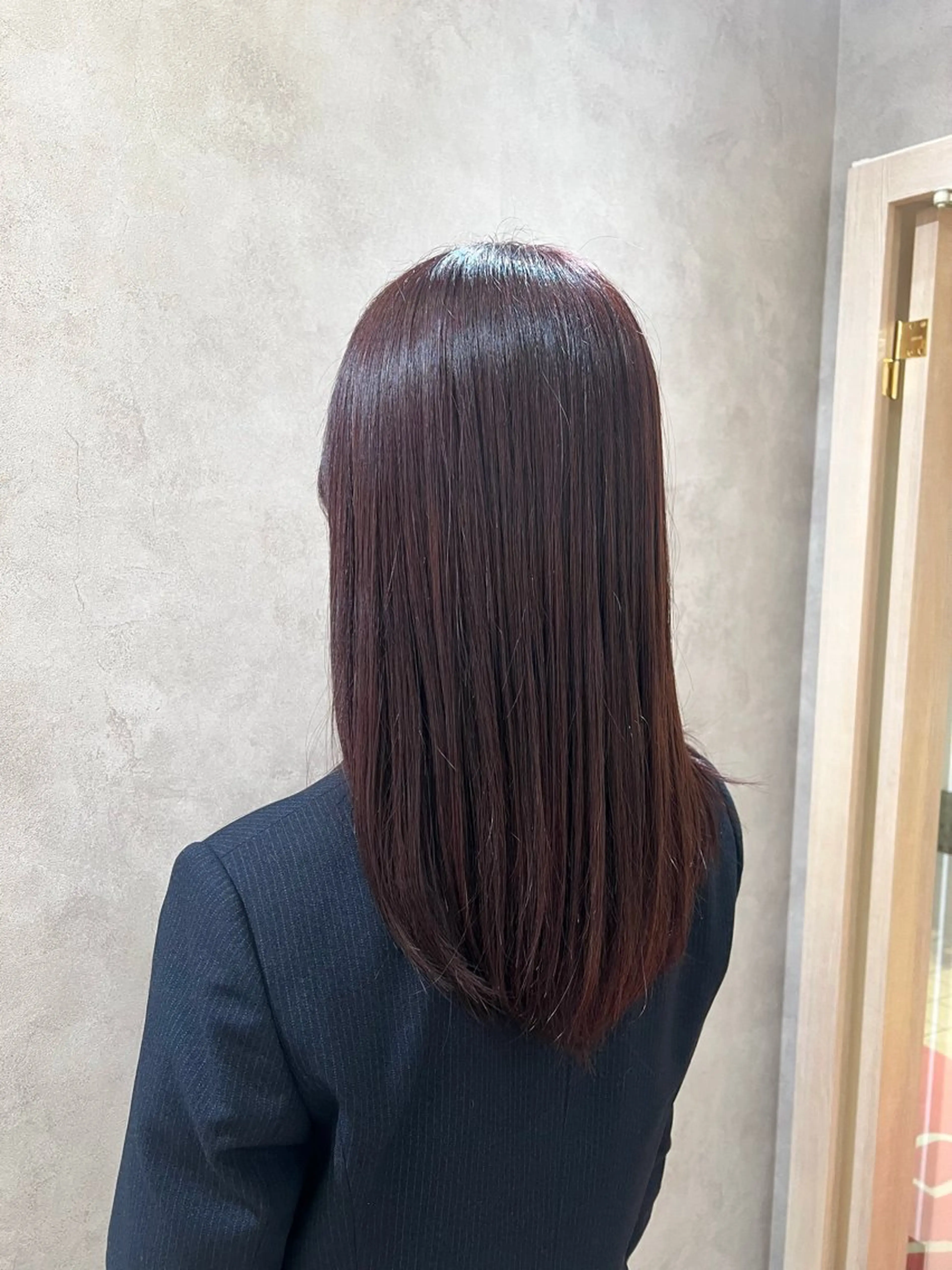 ロング カラー ヘアアレンジ ブラウンカラー パープルカラー パープルブラウン レイヤーカット 茂木 未海のヘアスタイル
