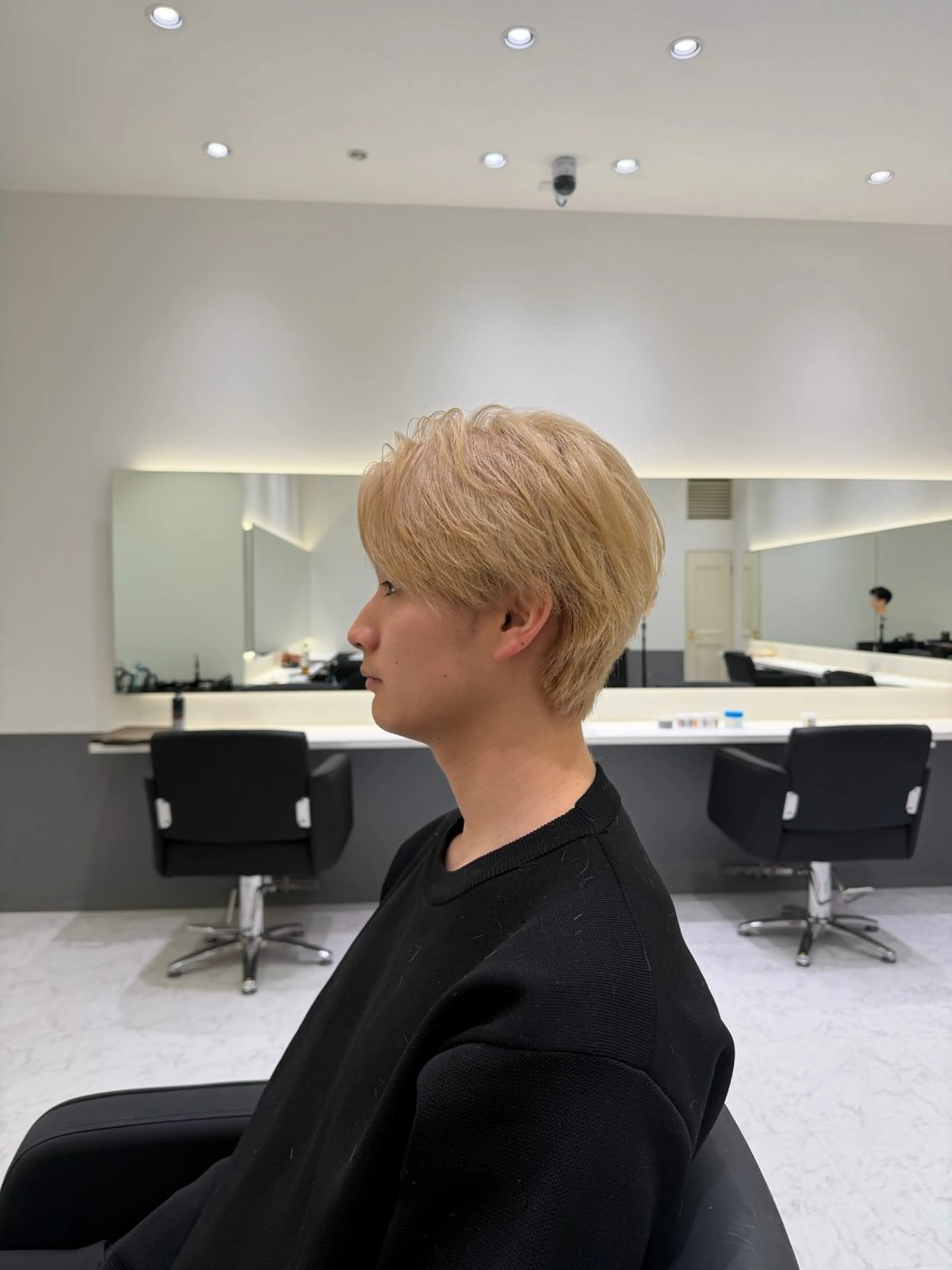 メンズ センターパート カット WARREN・TRICOMI  NEW YORK メンズ専門店　ハービスエント店所属・常原悠希 メンズ特化のヘアスタイル