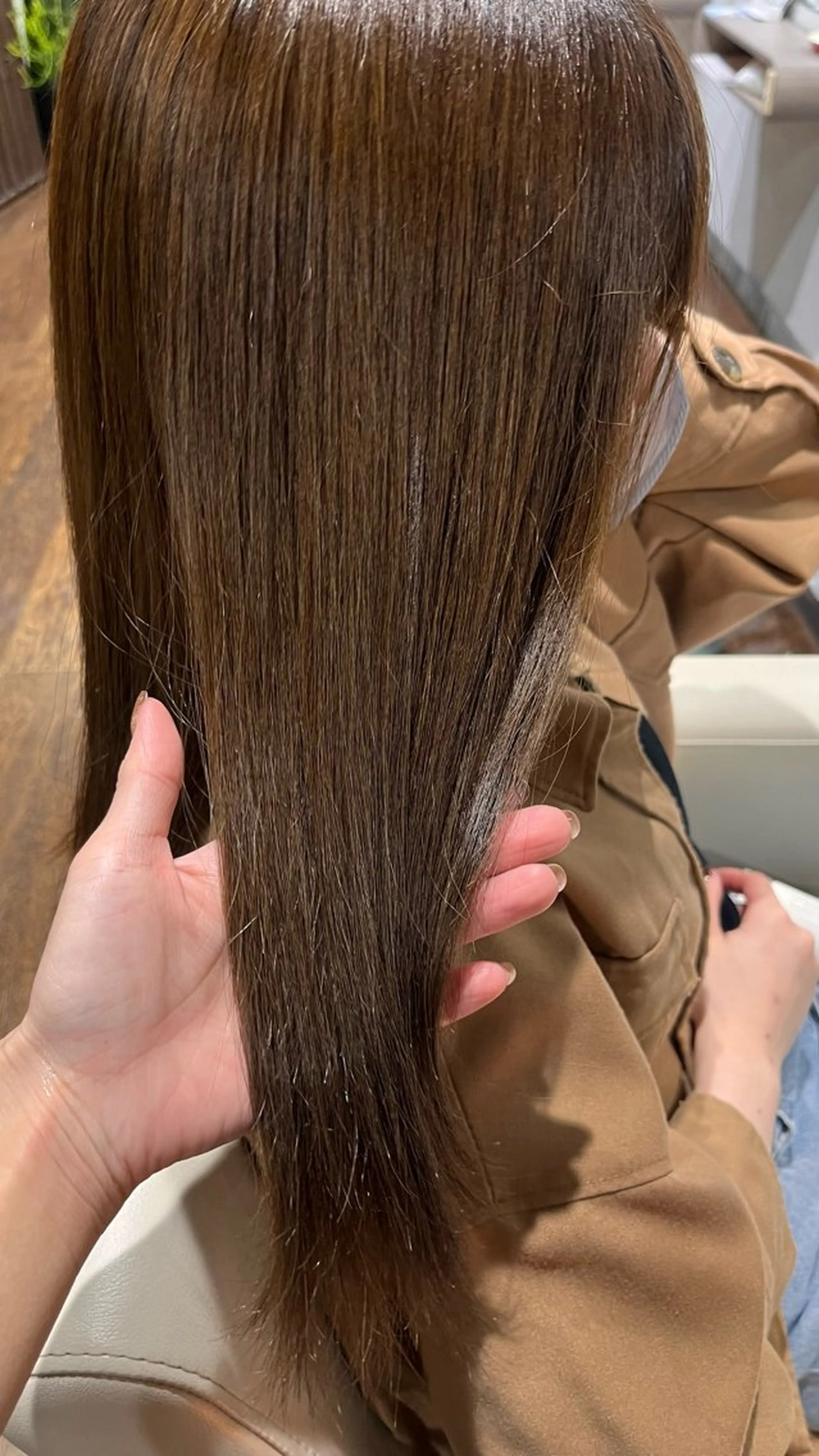 カラー ブラウンカラー カット トリートメント 礒谷 夏帆のヘアスタイル