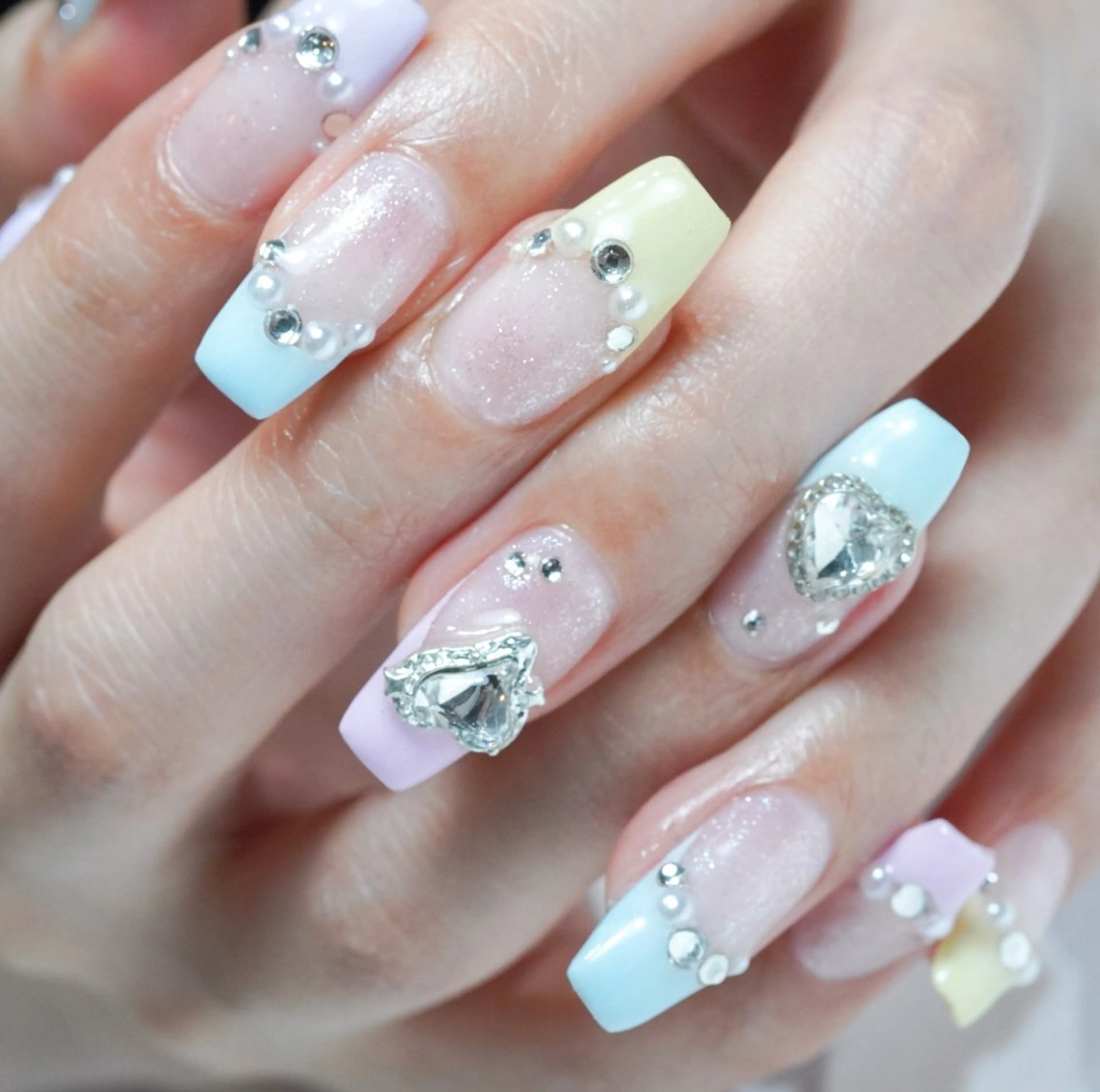ロング ハンドネイル Re nailのネイルデザイン