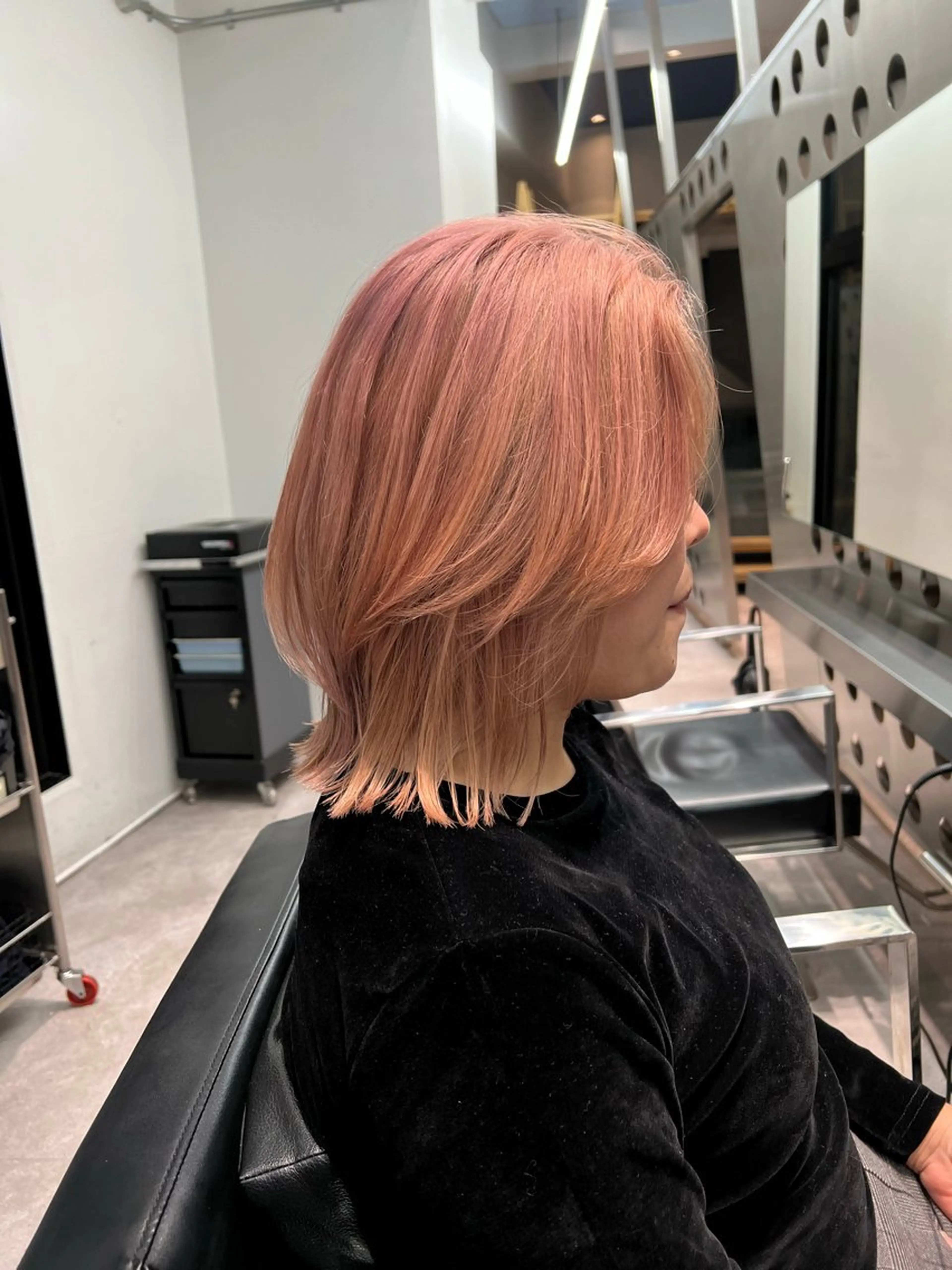 ミディアム カラー レイヤーカット カット トリートメント 堀江 /木下椋麻のヘアスタイル