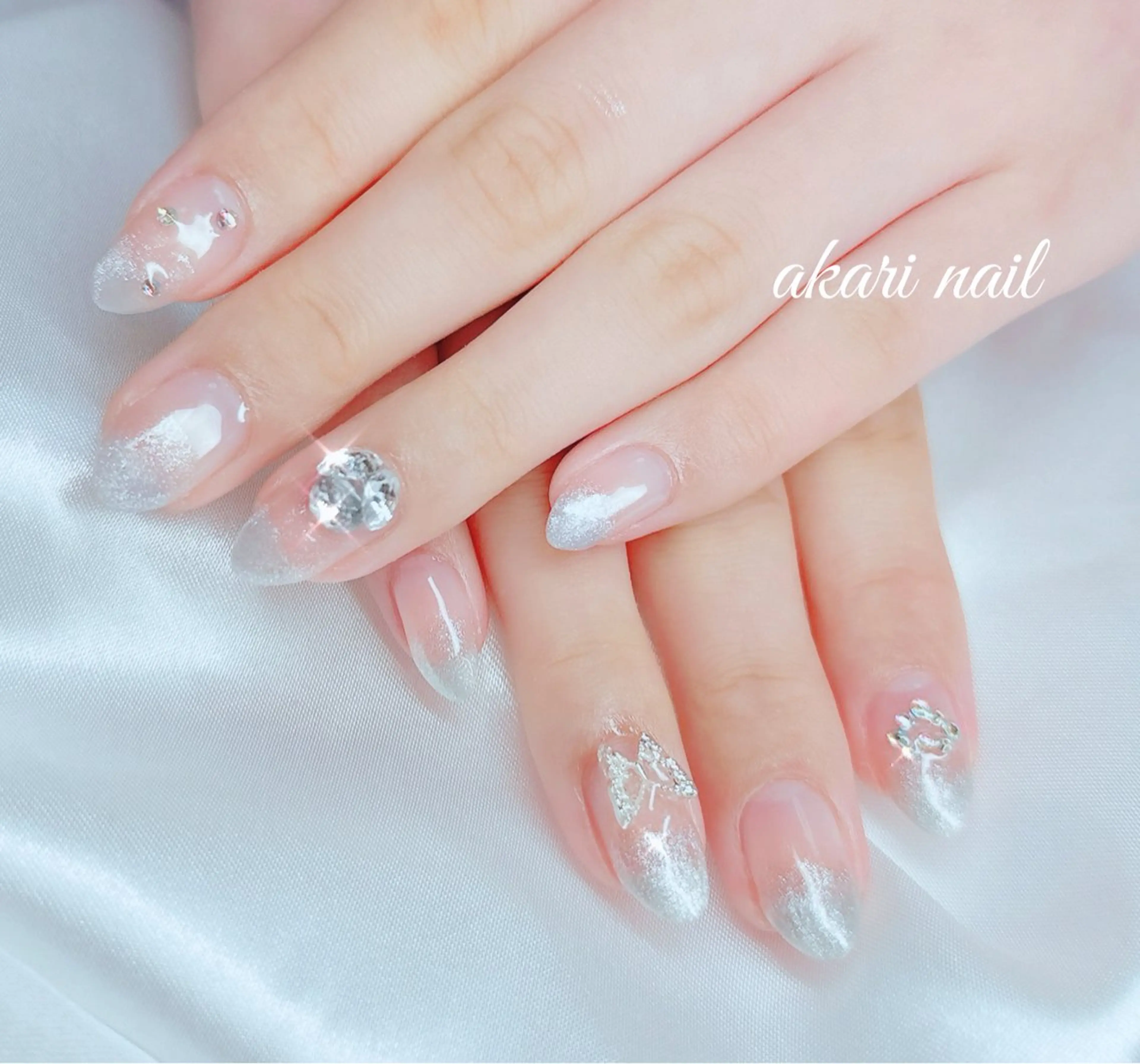 ネイル AKARI nail💅のネイルデザイン