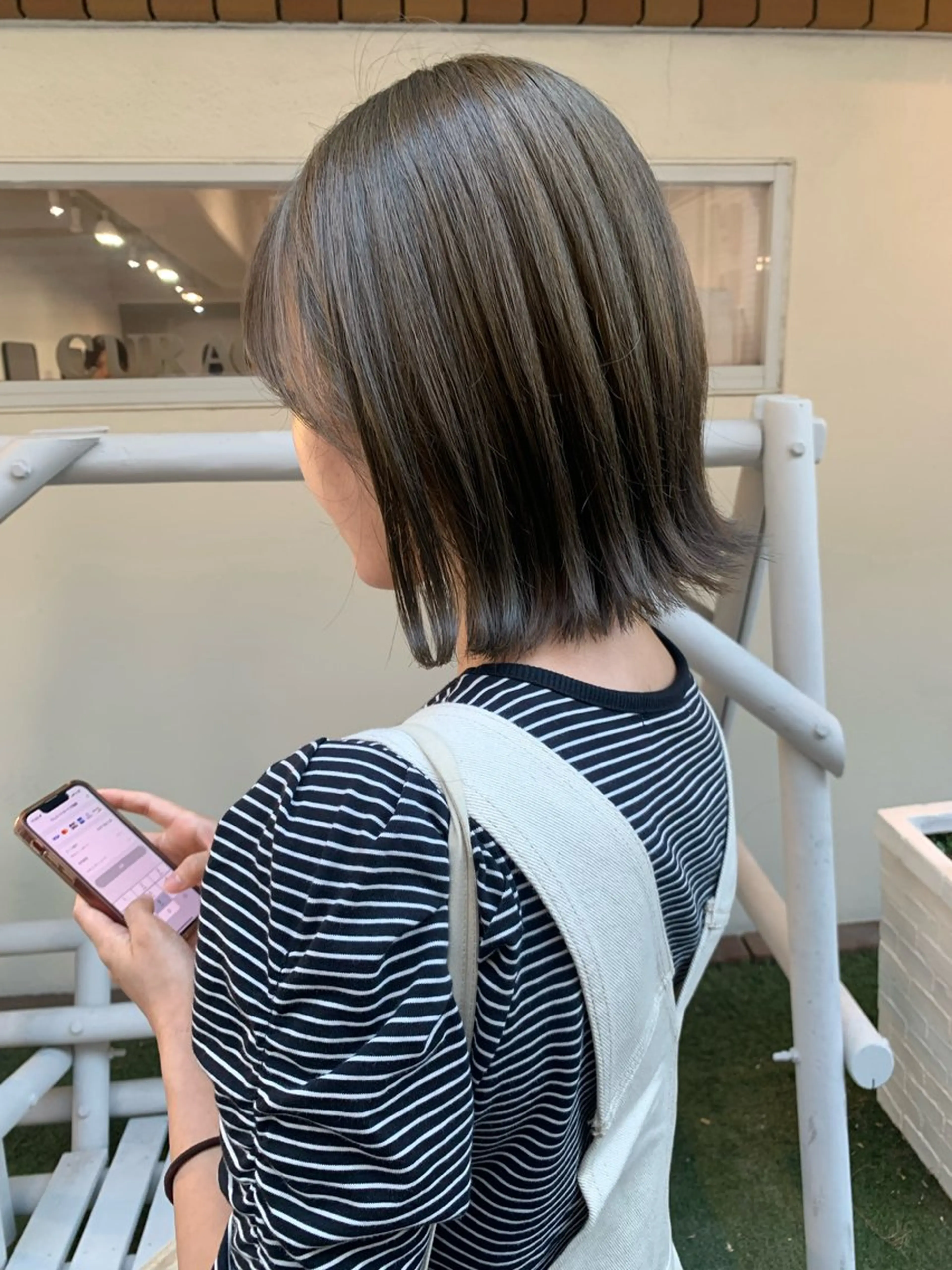ショート カラー stylist店長 岡本真依のヘアスタイル
