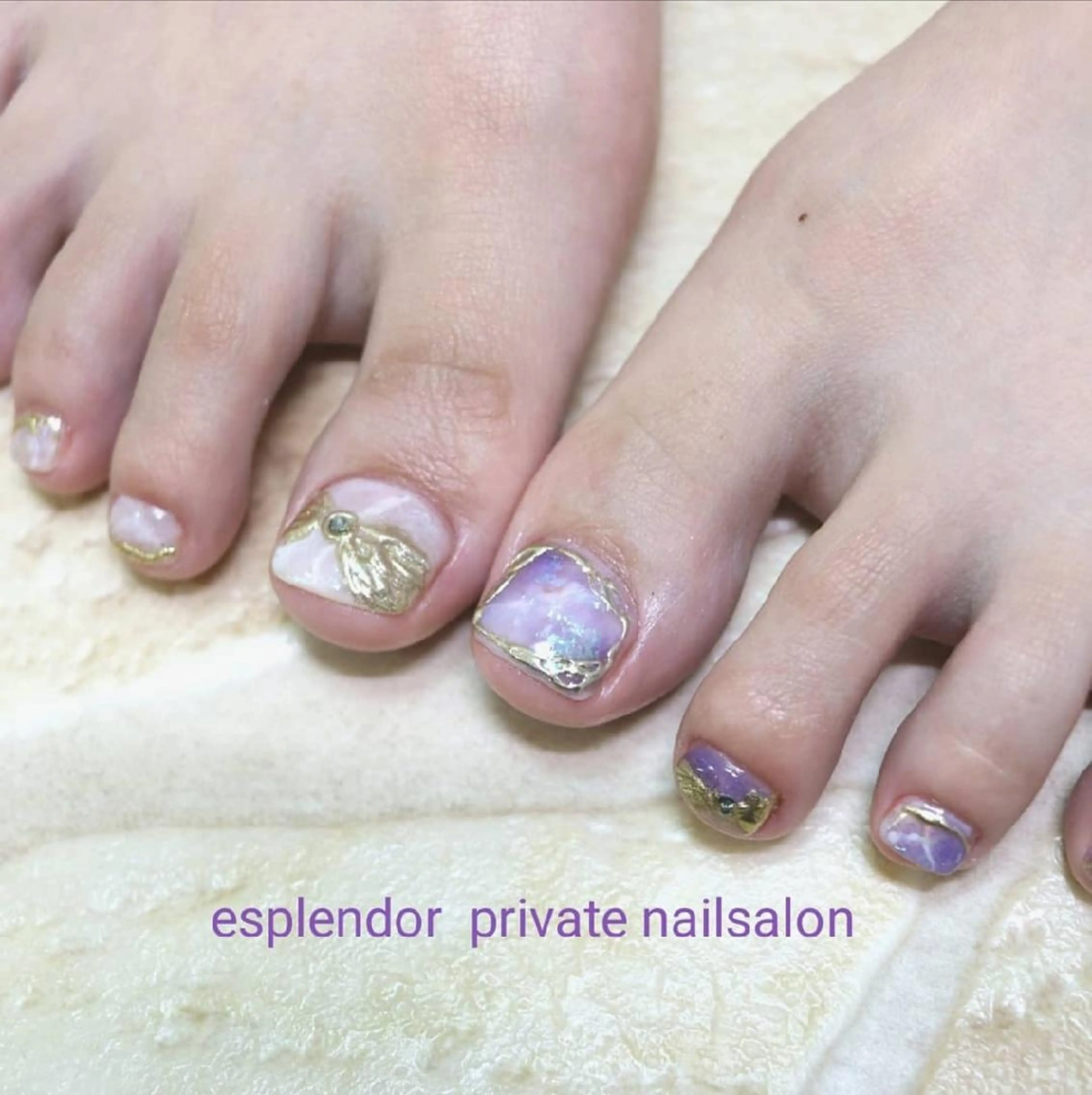 ネイル フットネイル 持ち込み ニュアンスネイル esplendor  エスプレンドル所属・esplendor  小野寺のネイルデザイン