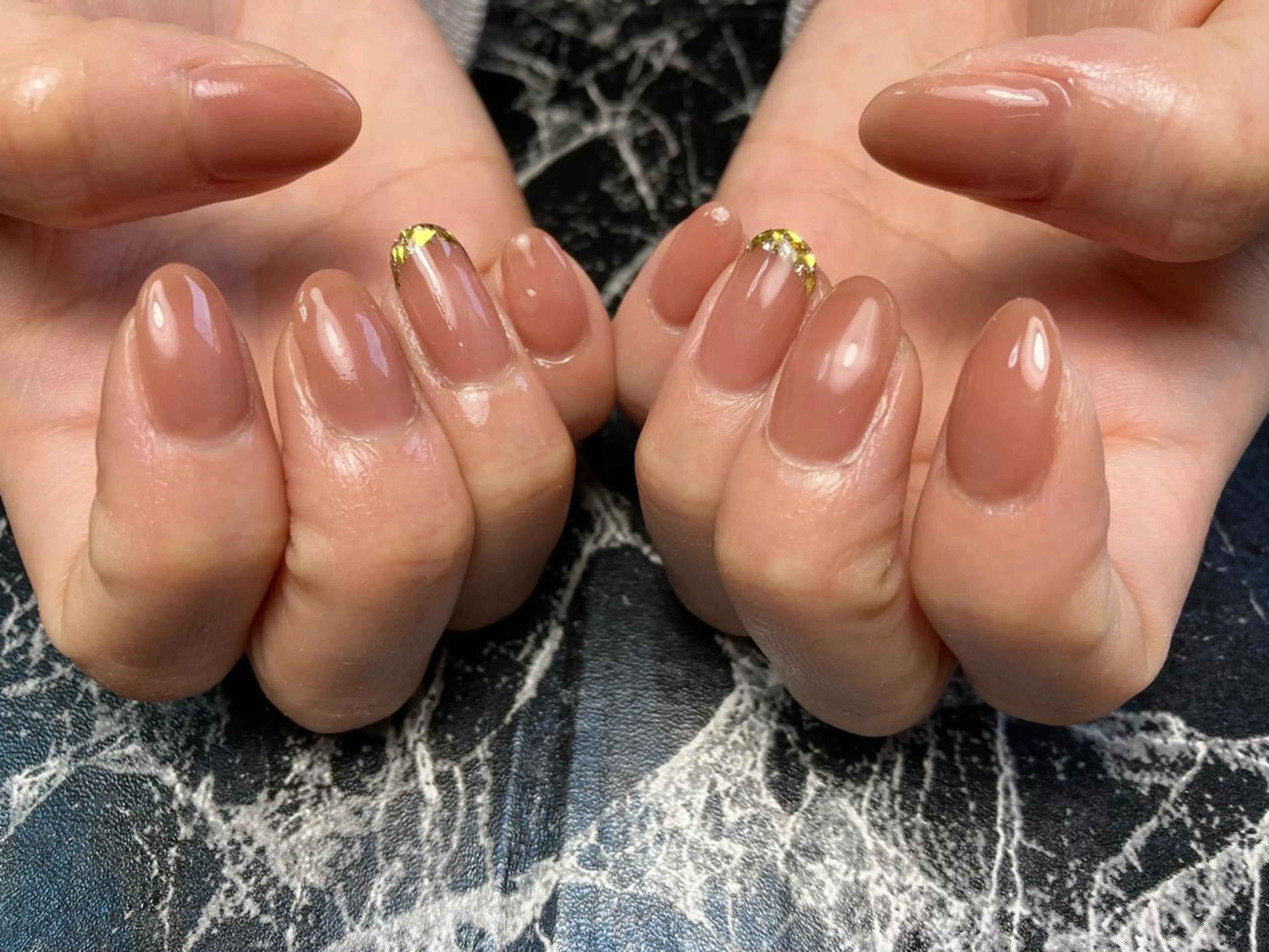 ミディアム ネイル ハンドネイル ✴︎ Delightのネイルデザイン