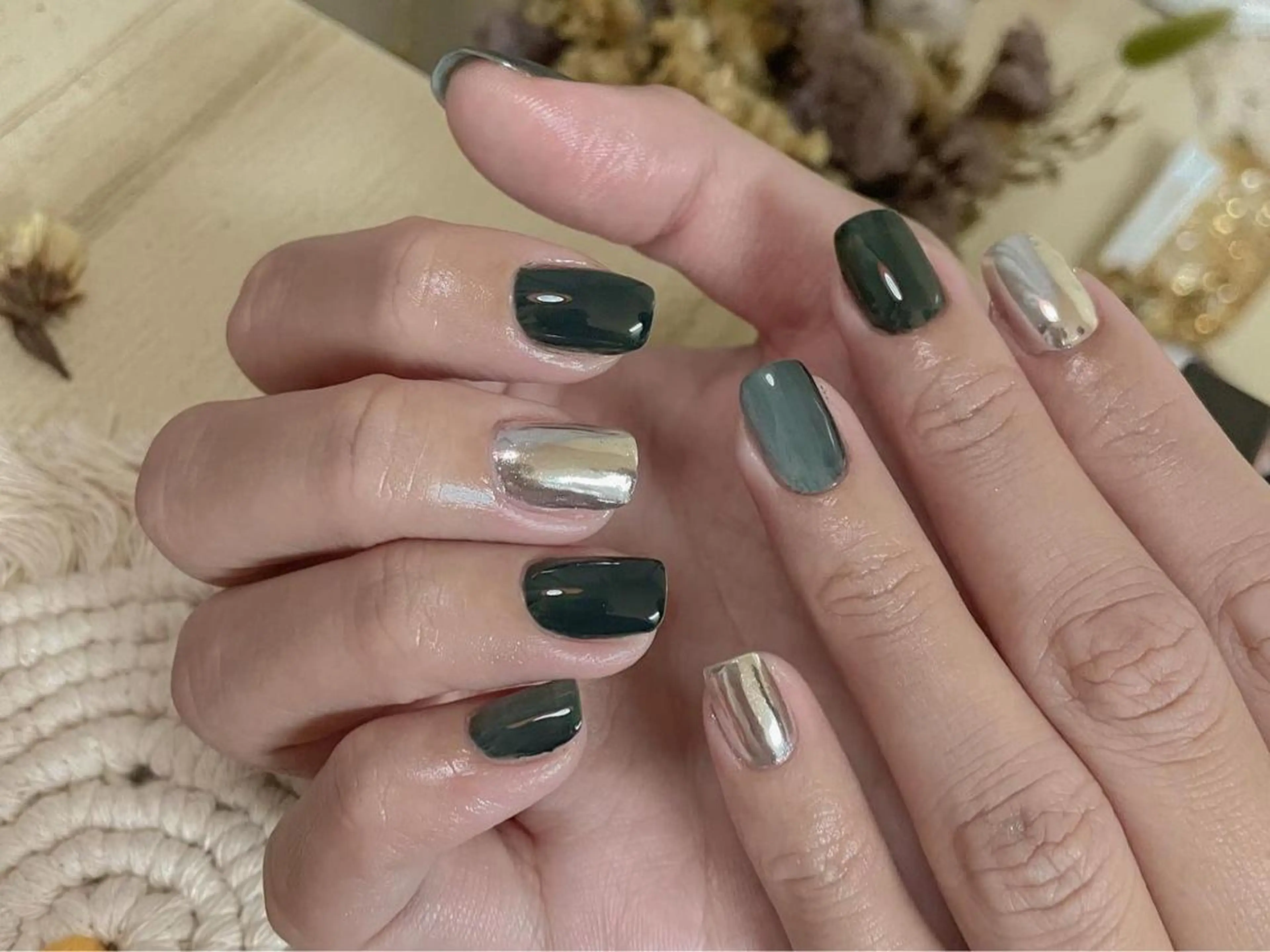 ネイル ハンドネイル リ サのネイルデザイン