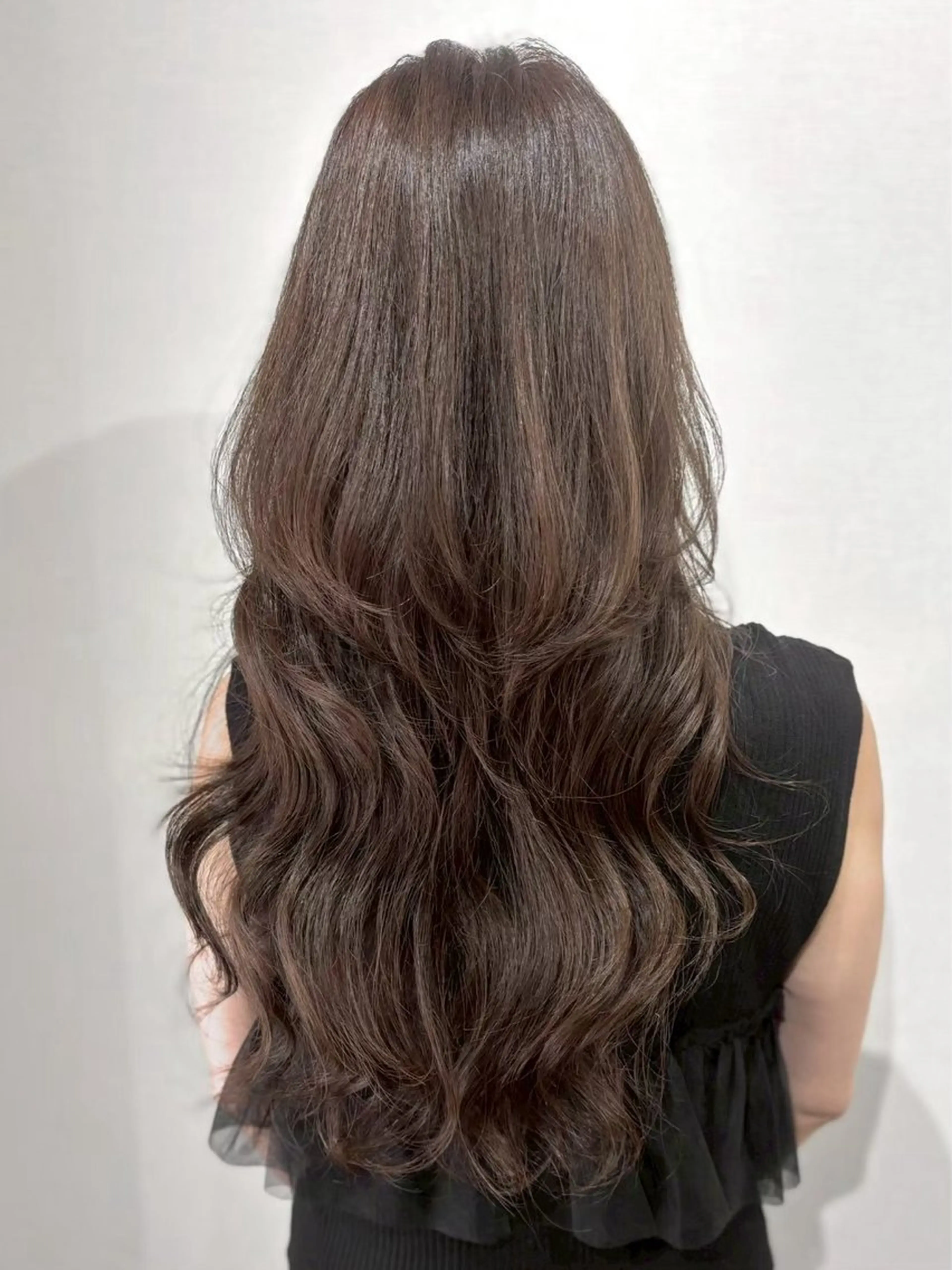 レディース ロング(鎖骨下)cut+1stepトリートメントメニューの写真