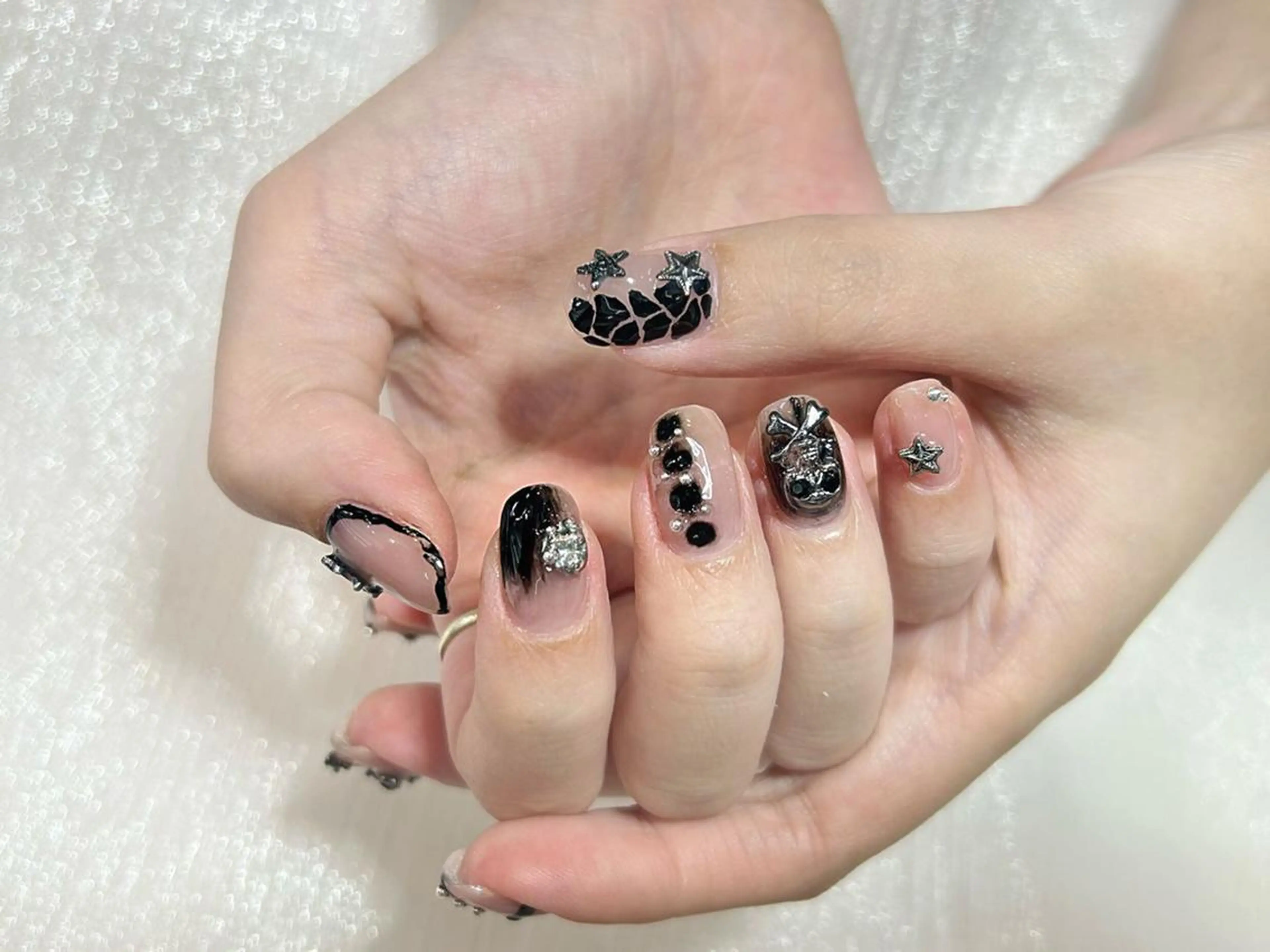 ネイル VIVIAN リサのネイルデザイン