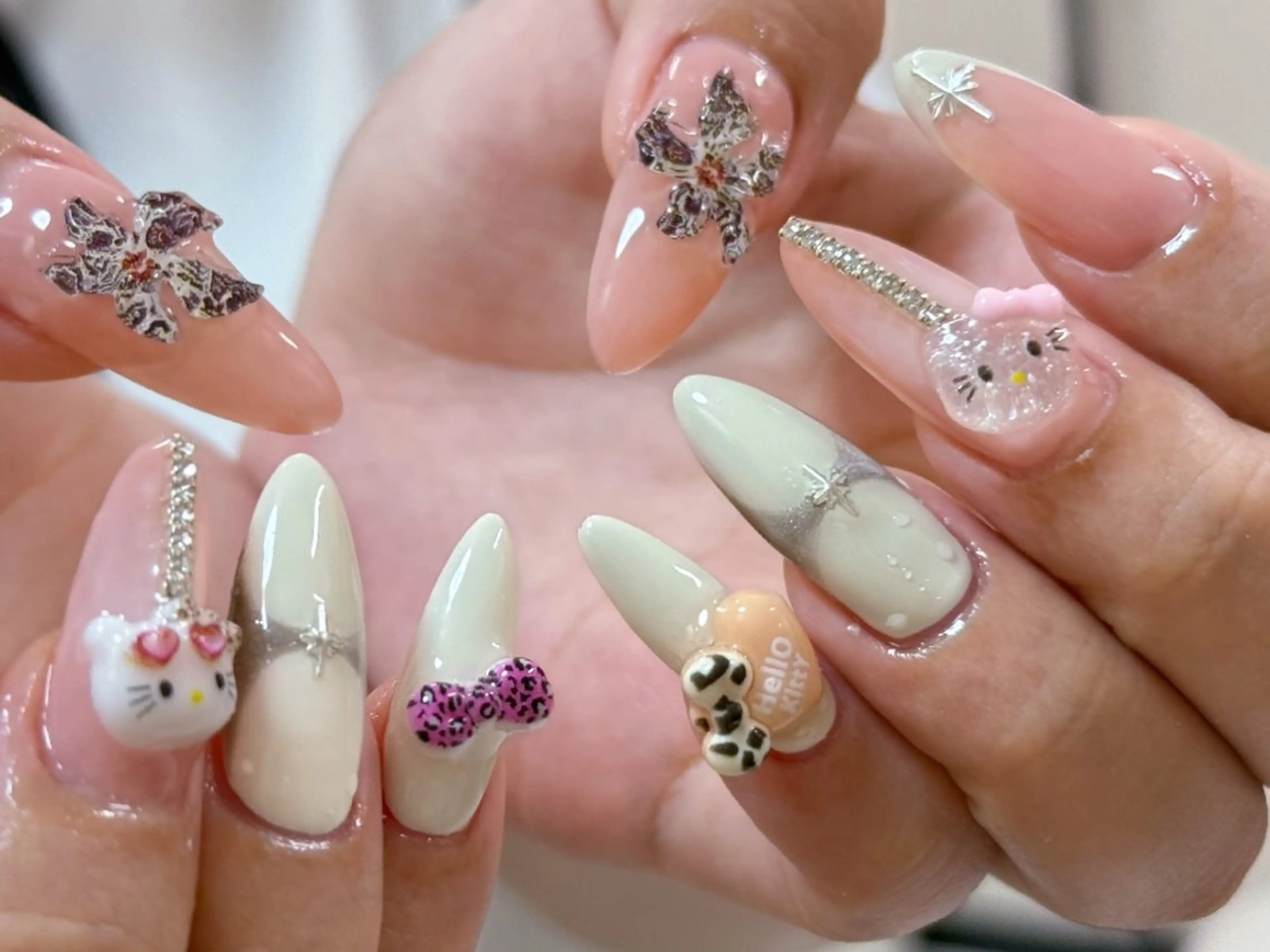 ネイル 長さ出し フレンチネイル グラデーション マグネットネイル マグネットフレンチ ハンドネイル ハンドケア ✨Dreamy NORAのネイルデザイン