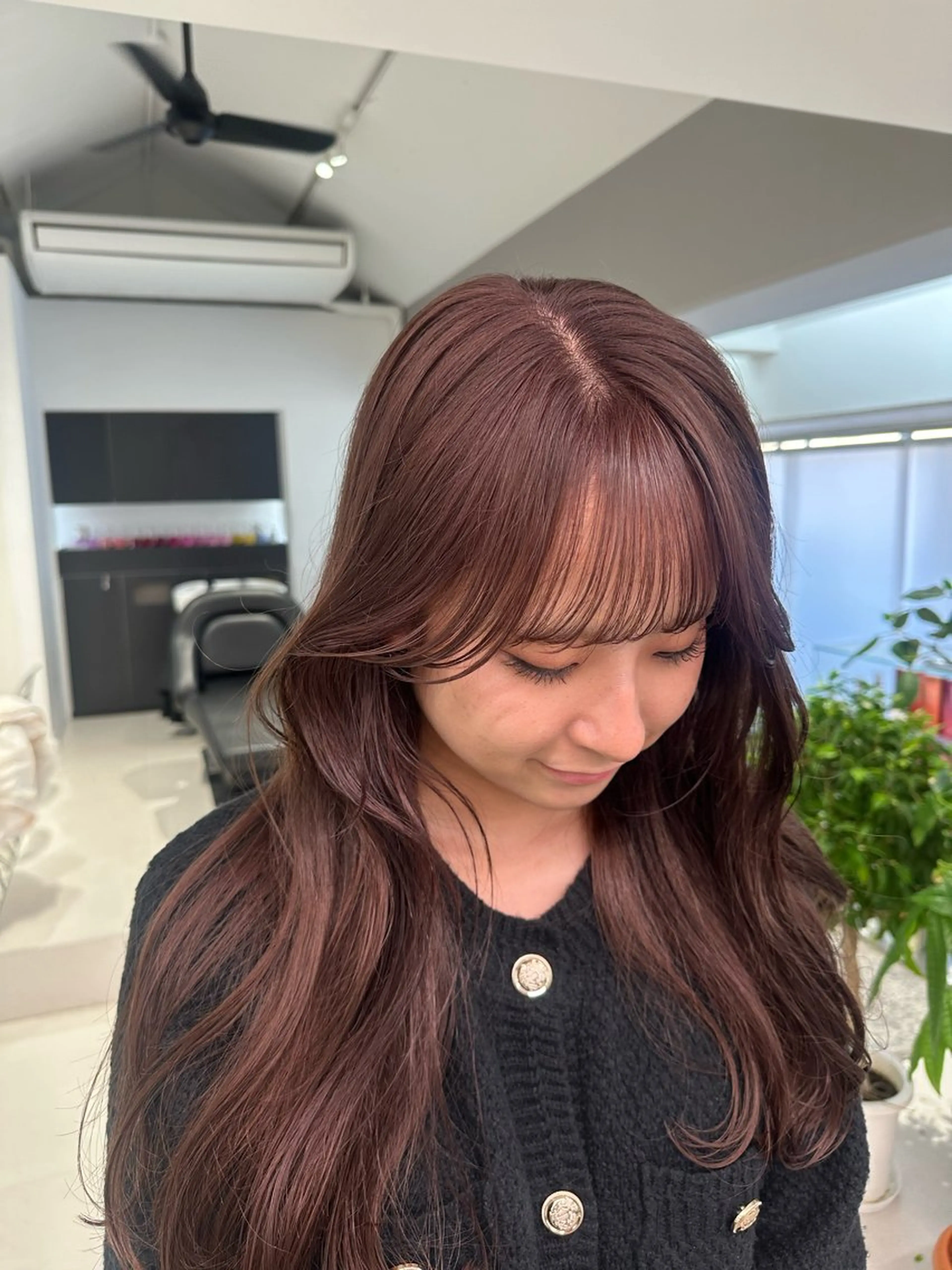 ロング カラー ブリーチ ハイトーンカラー ブリーチなしカラー ボブ ロング ヘアカラー トリートメント REINA☁️透明感 カラー/ぷつっと♡のヘアスタイル